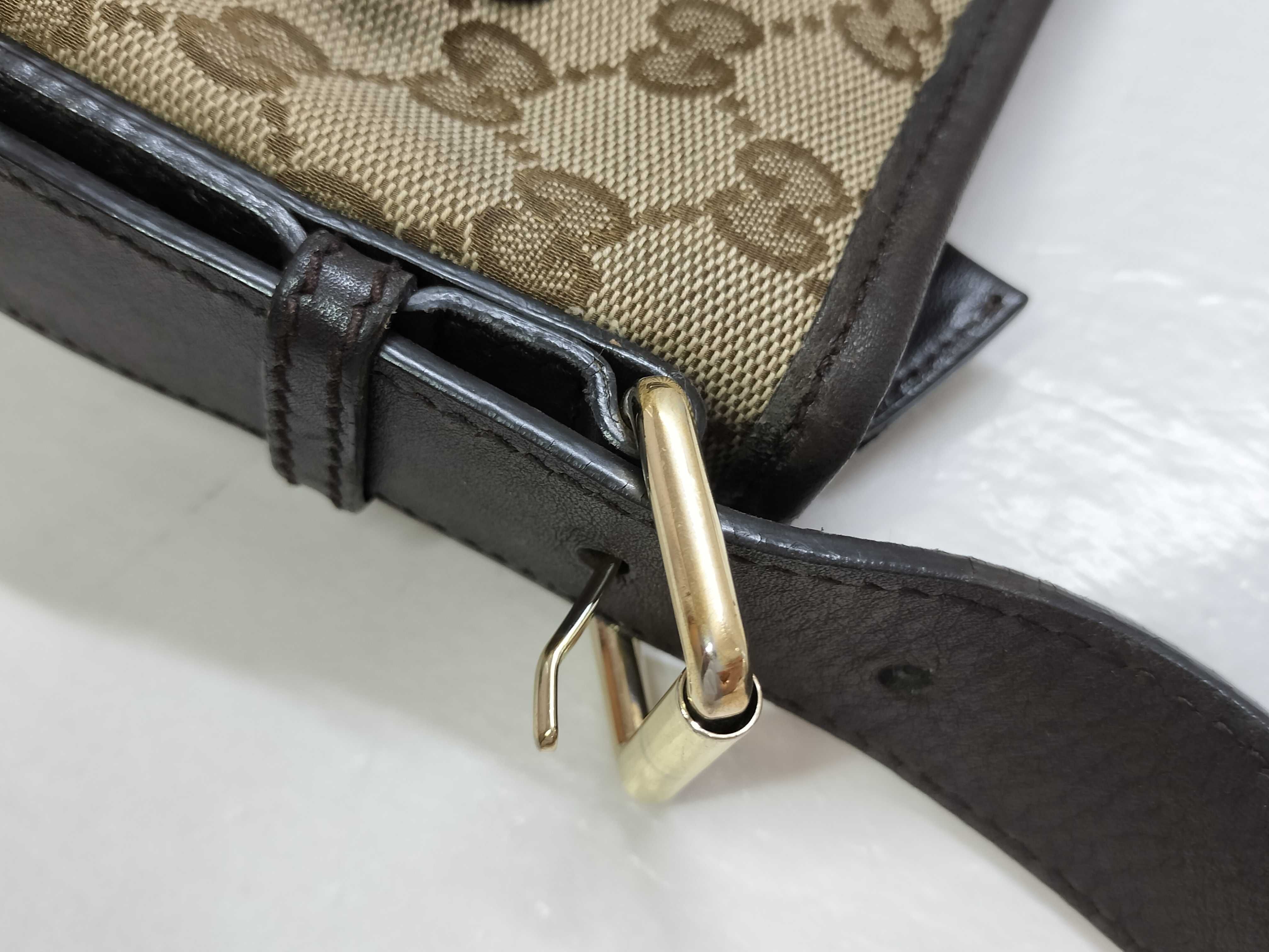 GG Canvas Shoulder Bag — view 5