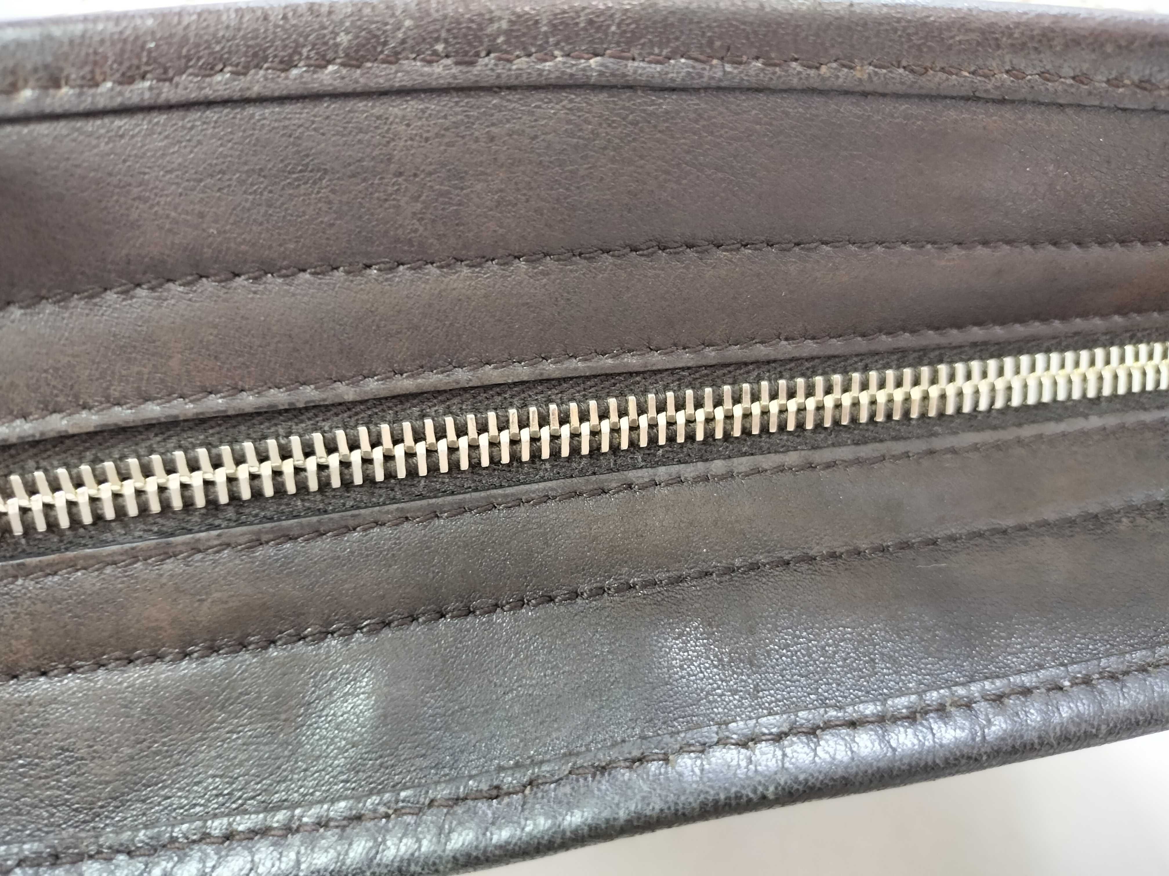 GG Canvas Shoulder Bag — view 6