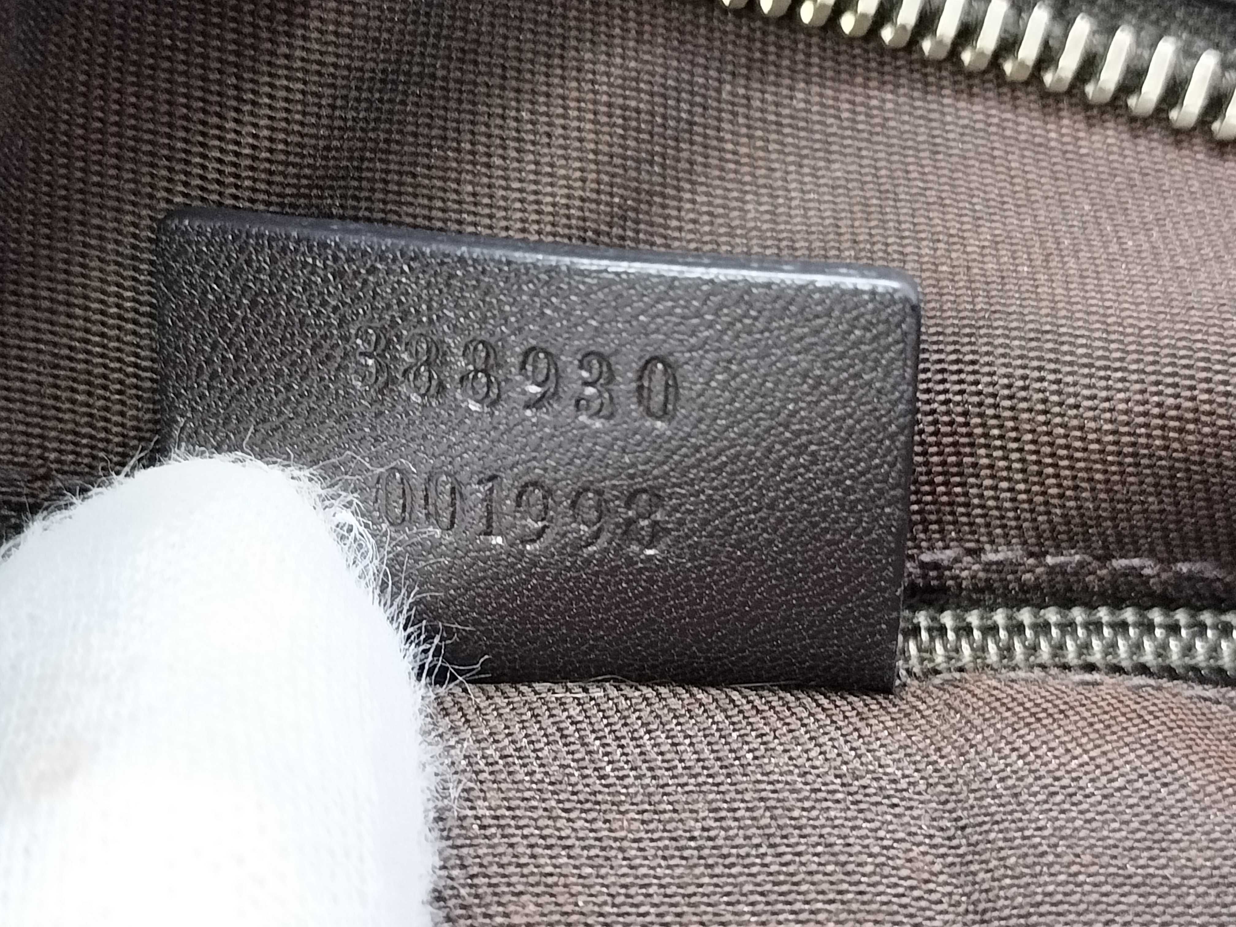 GG Canvas Shoulder Bag — view 10