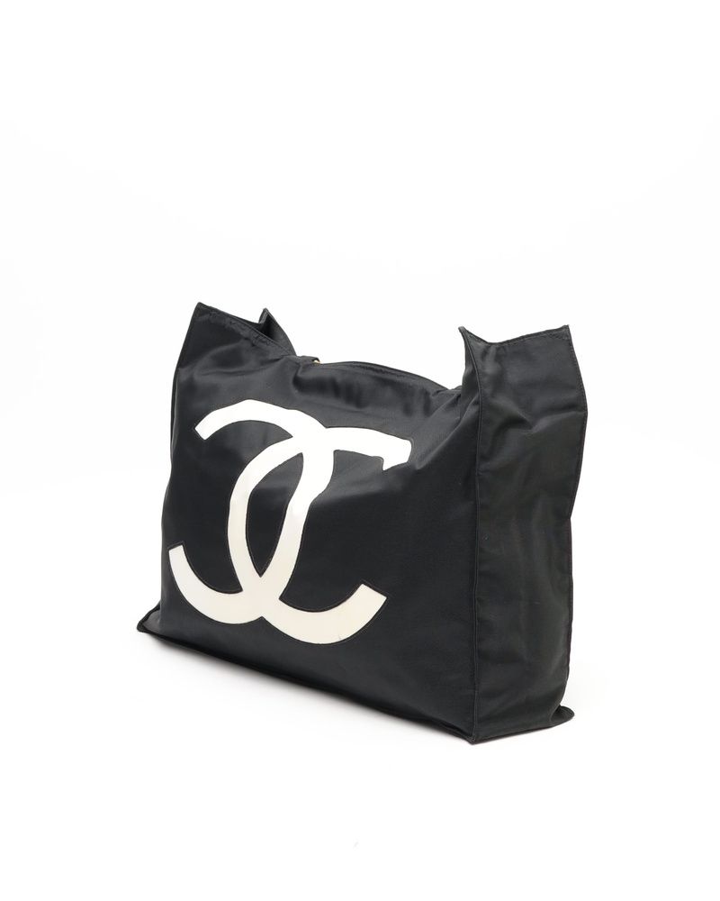 CC Chain Tote Bag — view 4