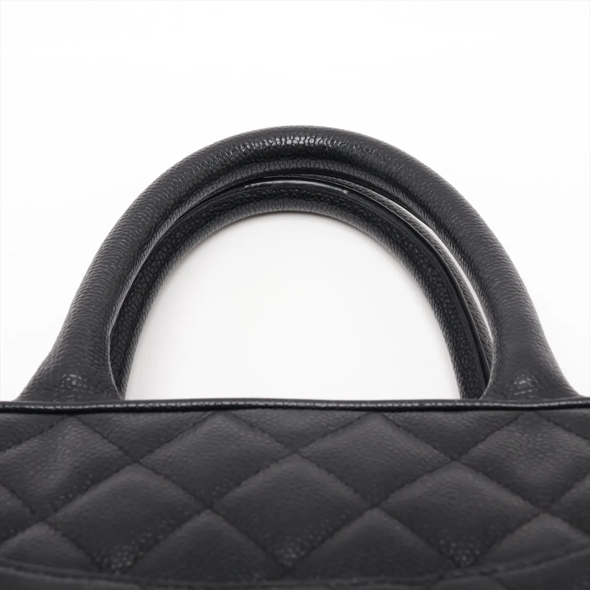Matelassé Caviar Skin Handbag, Black with Gold Hardware, Item No. 8969401 (Serial Number 8) — view 6