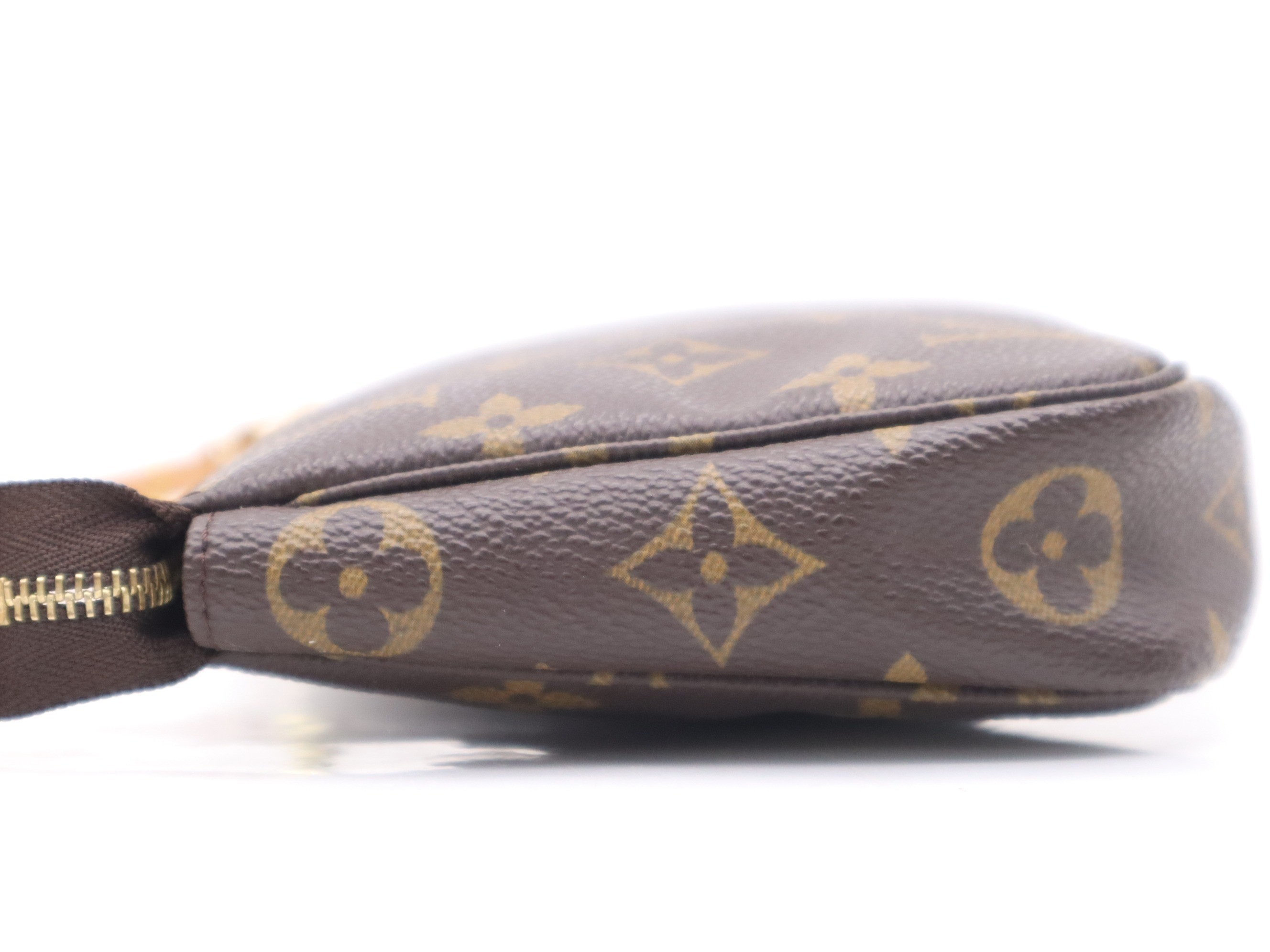 Pochette Accessoires (old model) - with dust bag and box. — view 3