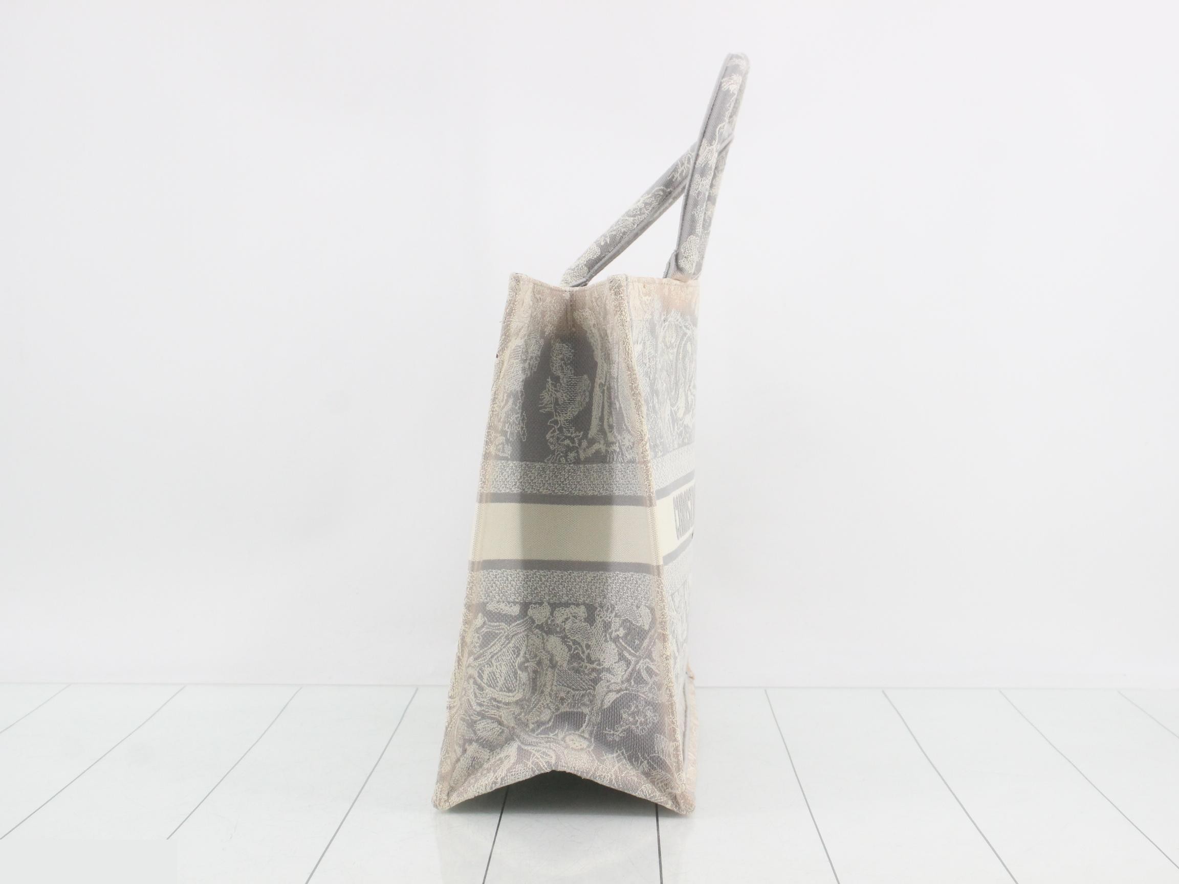 Book Tote Large — view 4