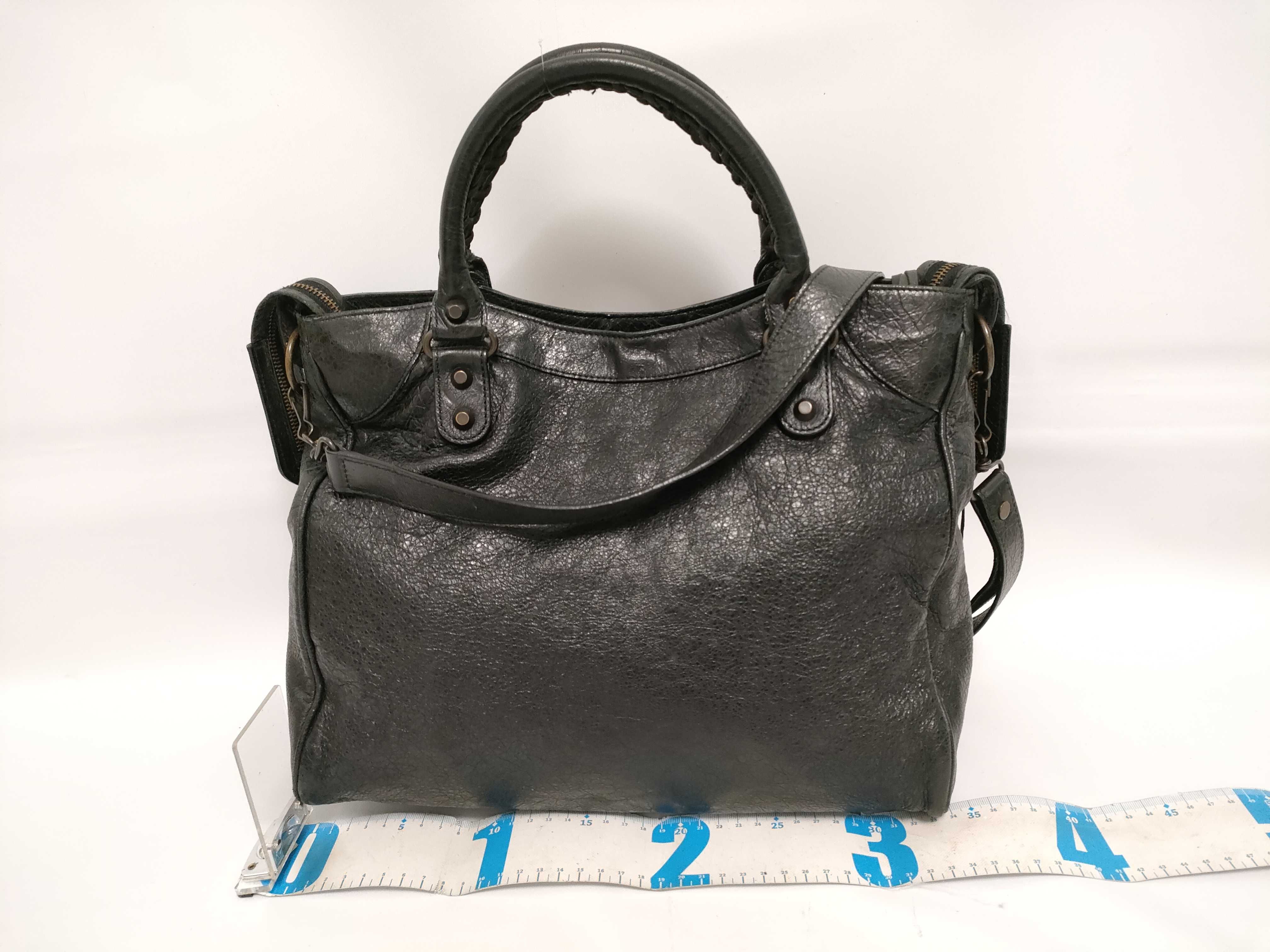Classic Velo Leather 2-Way Handbag, Black 235216, with Mirror — view 2