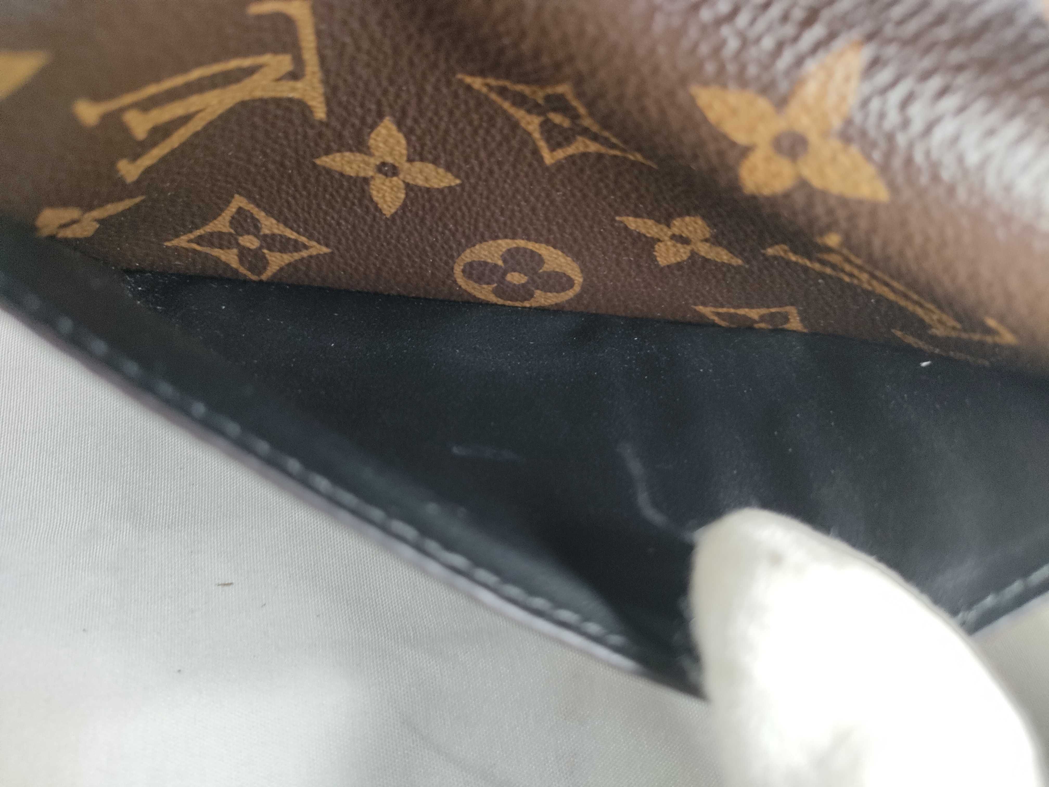 LV Wallet (Bi-fold) — view 10