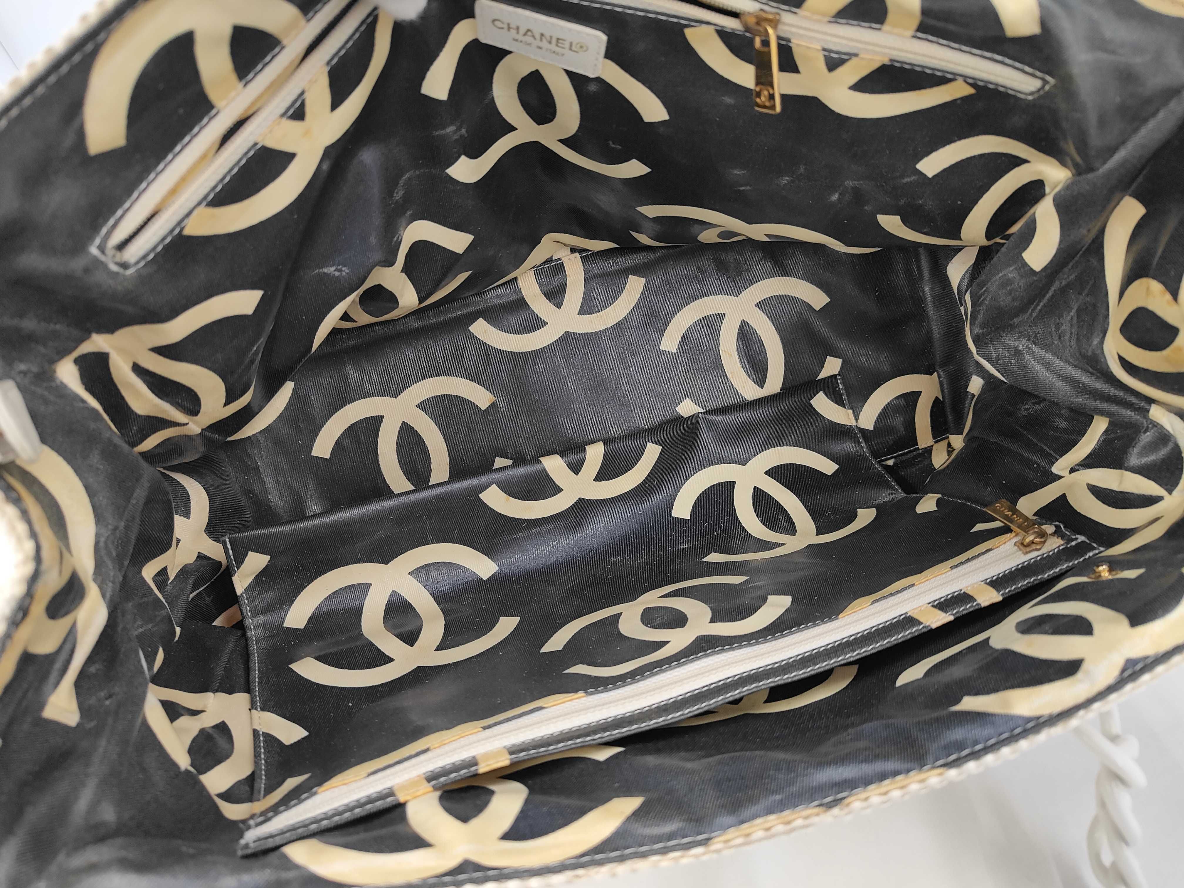 White Plastic Chain Tote Bag — view 8