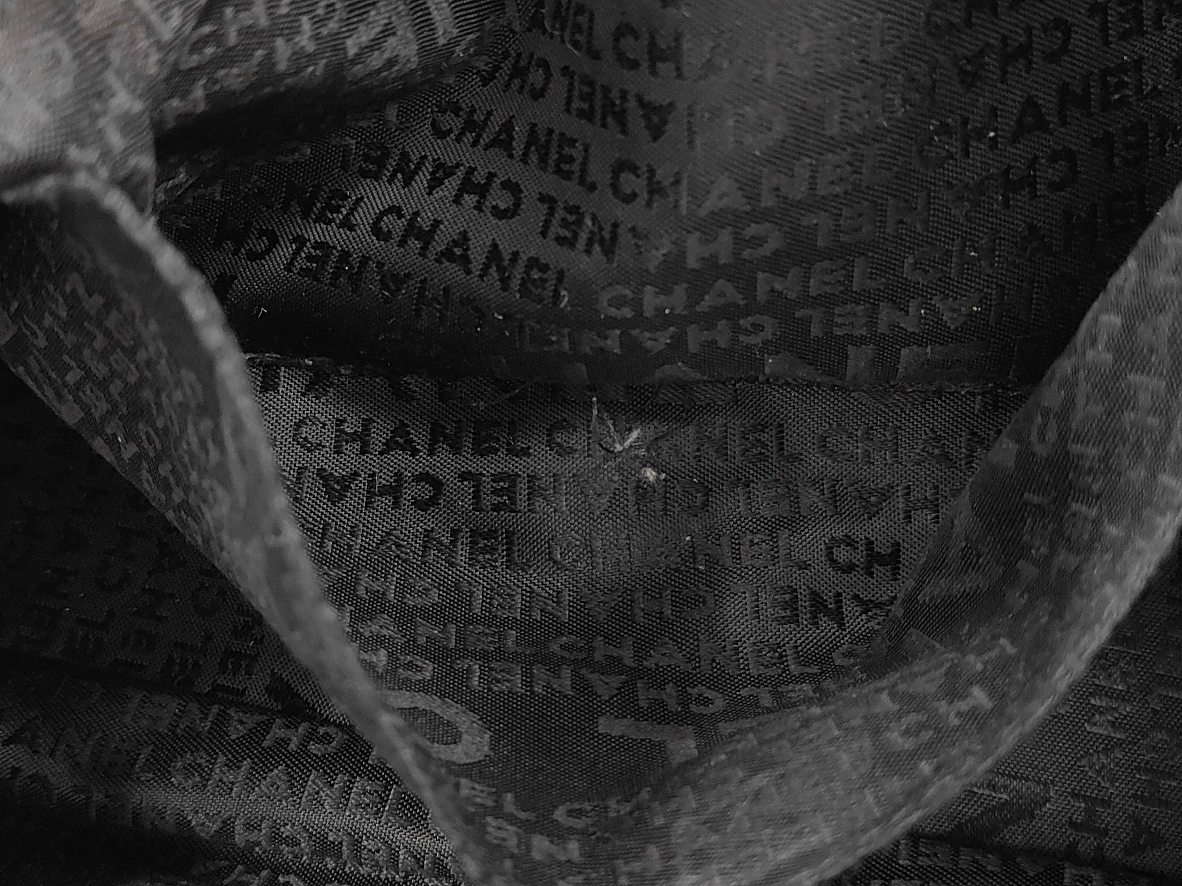 handbag, Cube design, Coco Mark, leather, black. — view 10