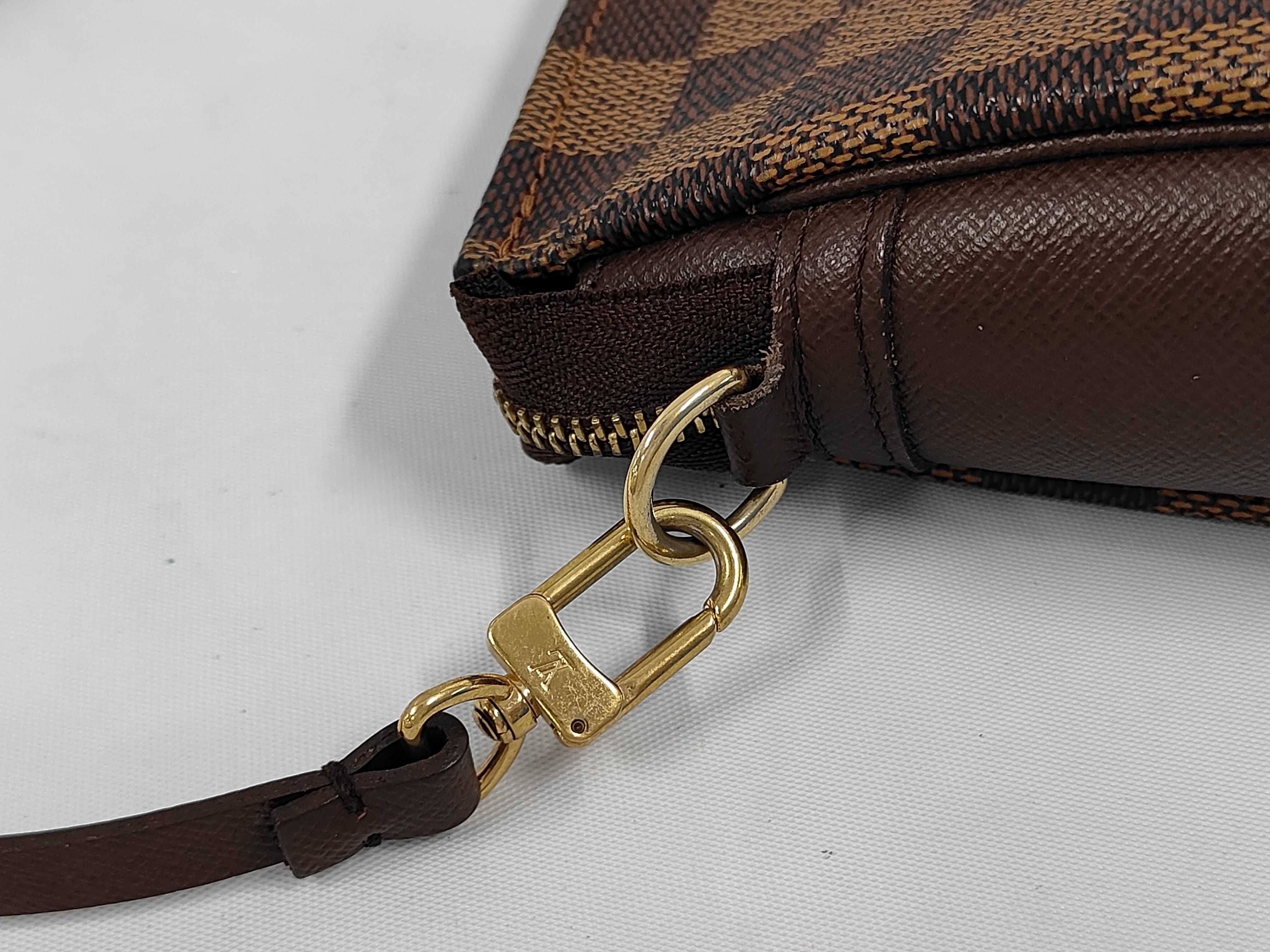 N51982 Damier Trouse Makeup Pouch — view 6