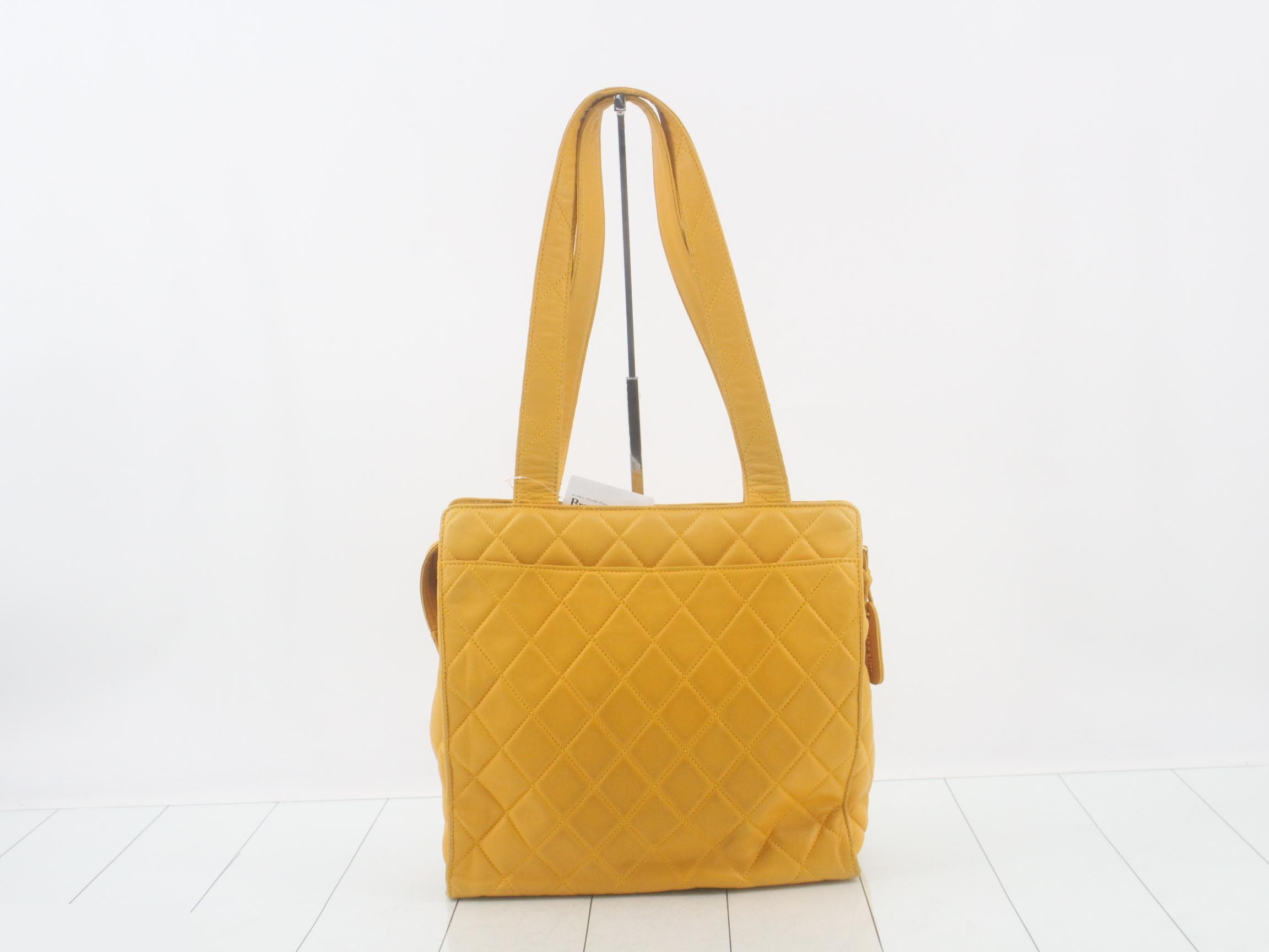 Matelassé tote bag — view 2