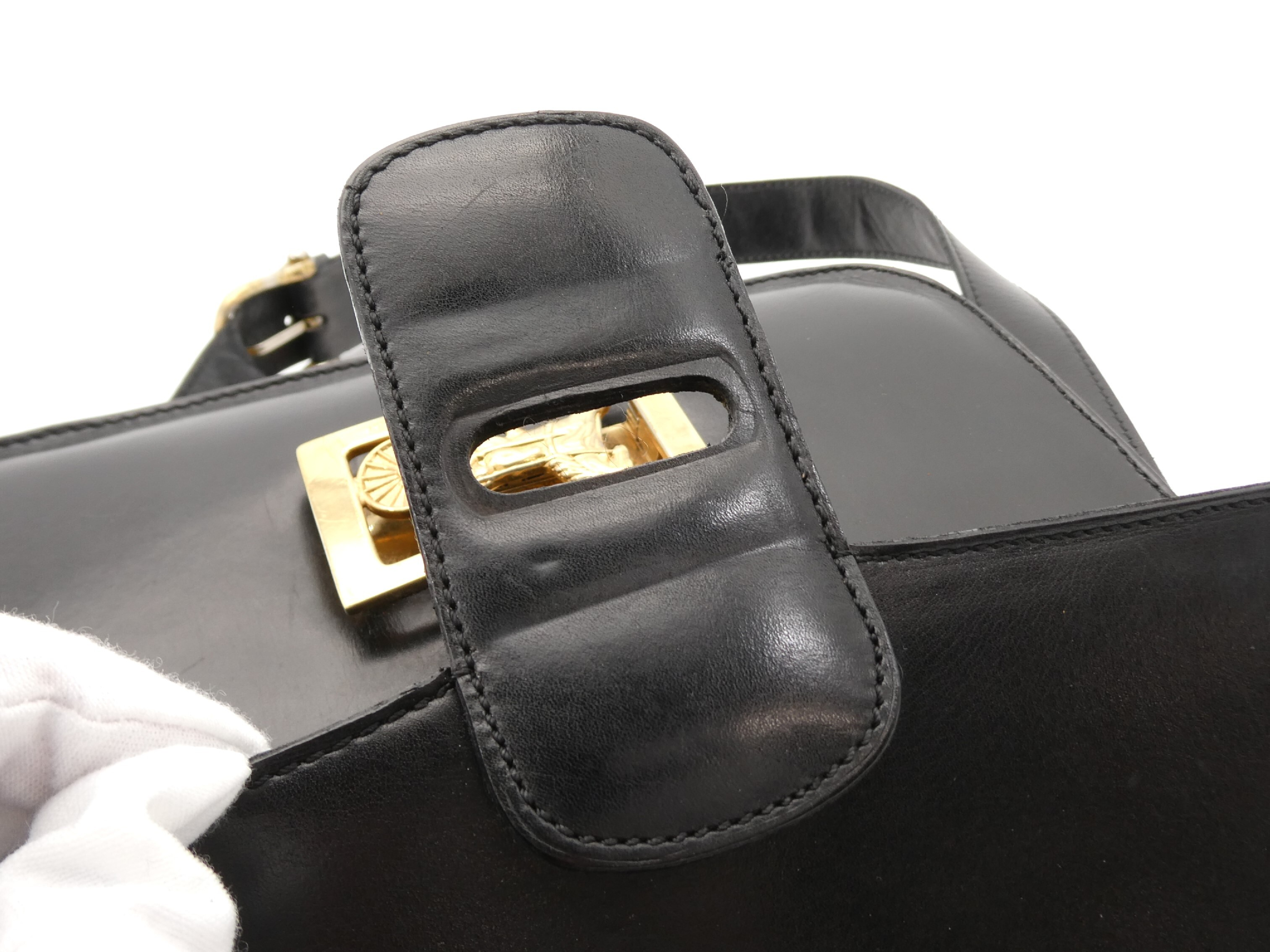 leather shoulder bag with carriage hardware — view 10