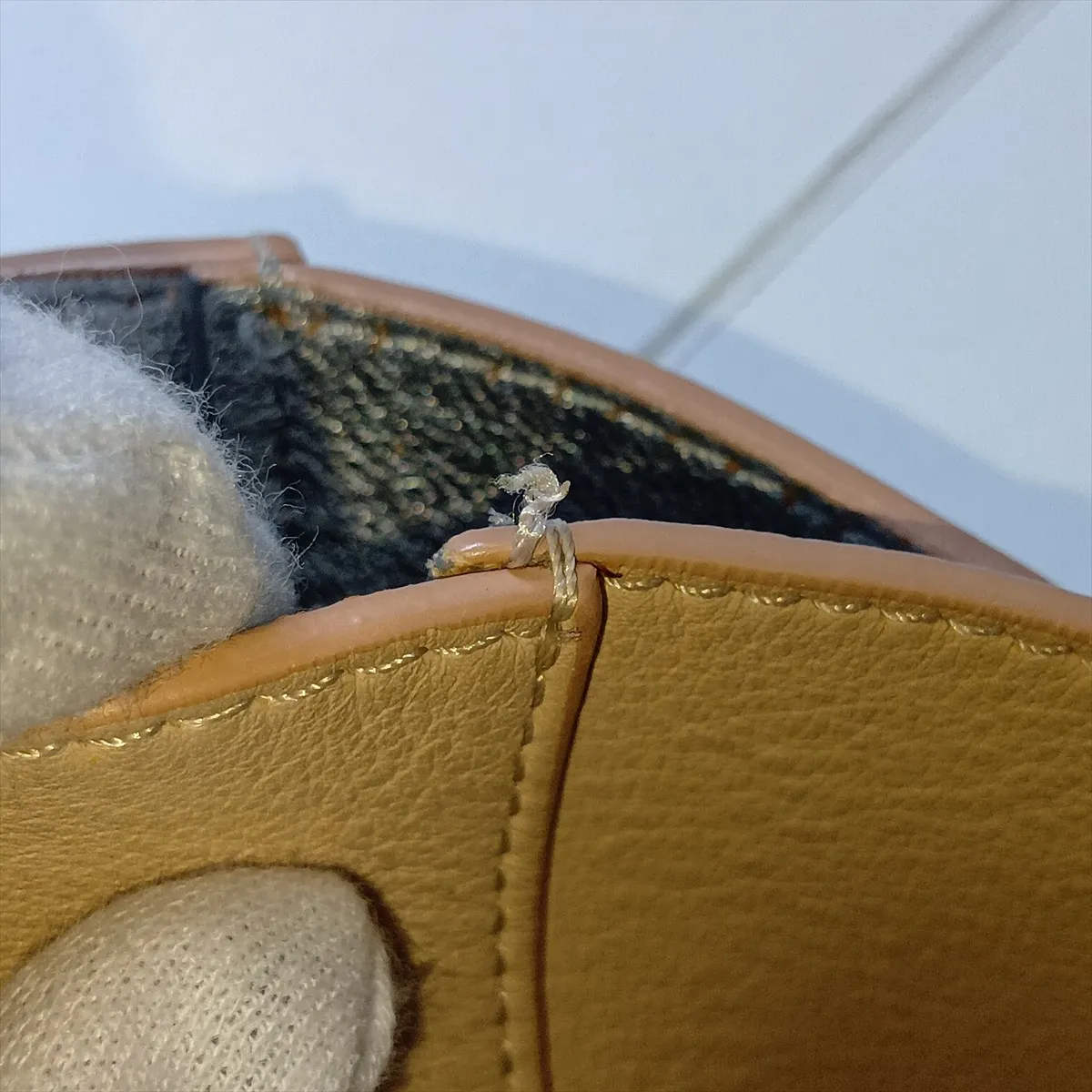 Cabas Phantom Leather Tote Bag Pink — view 15