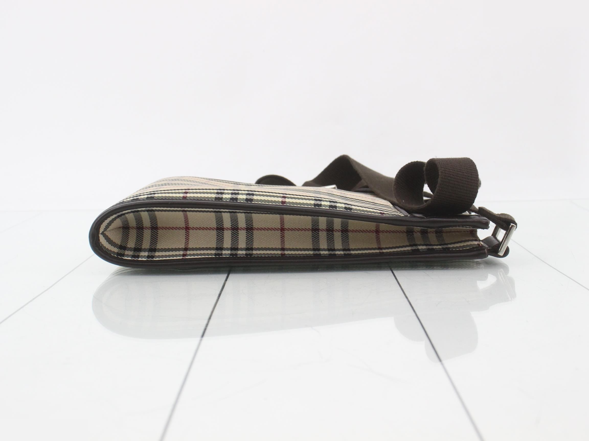 Nova Check Logo Plate Shoulder Bag — view 3