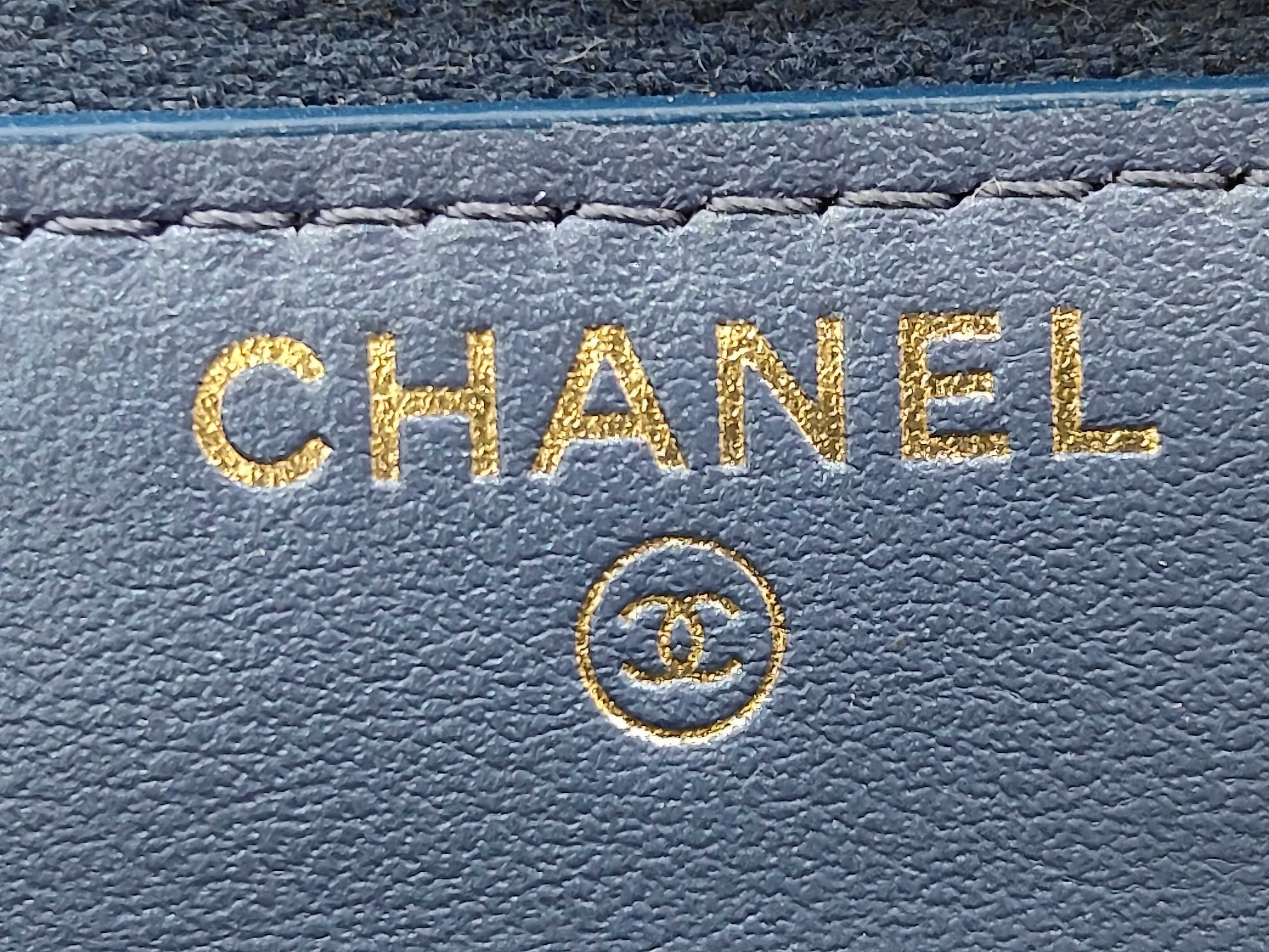 Matelassé Round Zip Long Wallet, Blue, Caviar Leather, Serial Number 27 — view 8