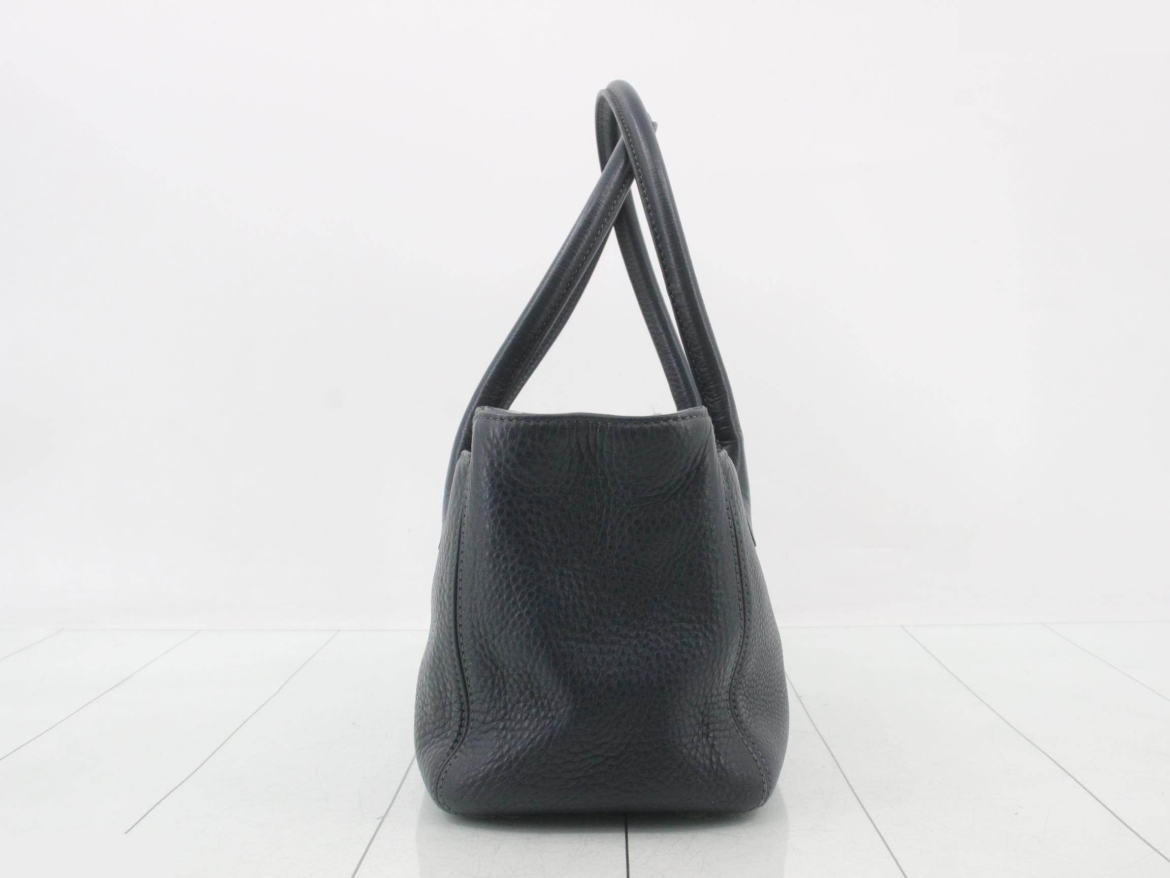 Caviar Skin (Bag) - Executive Tote Bag — view 4