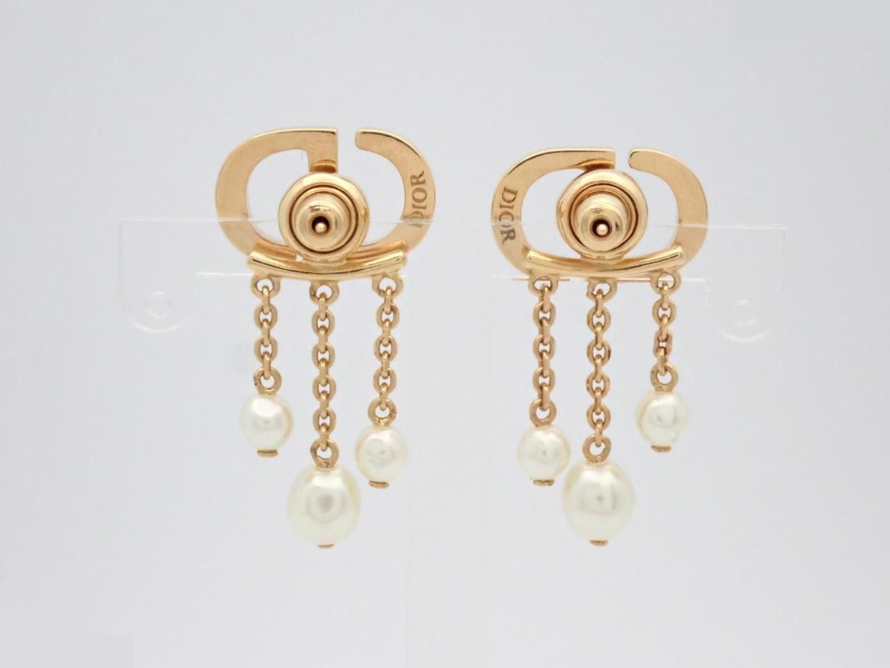 Gold earrings — view 2