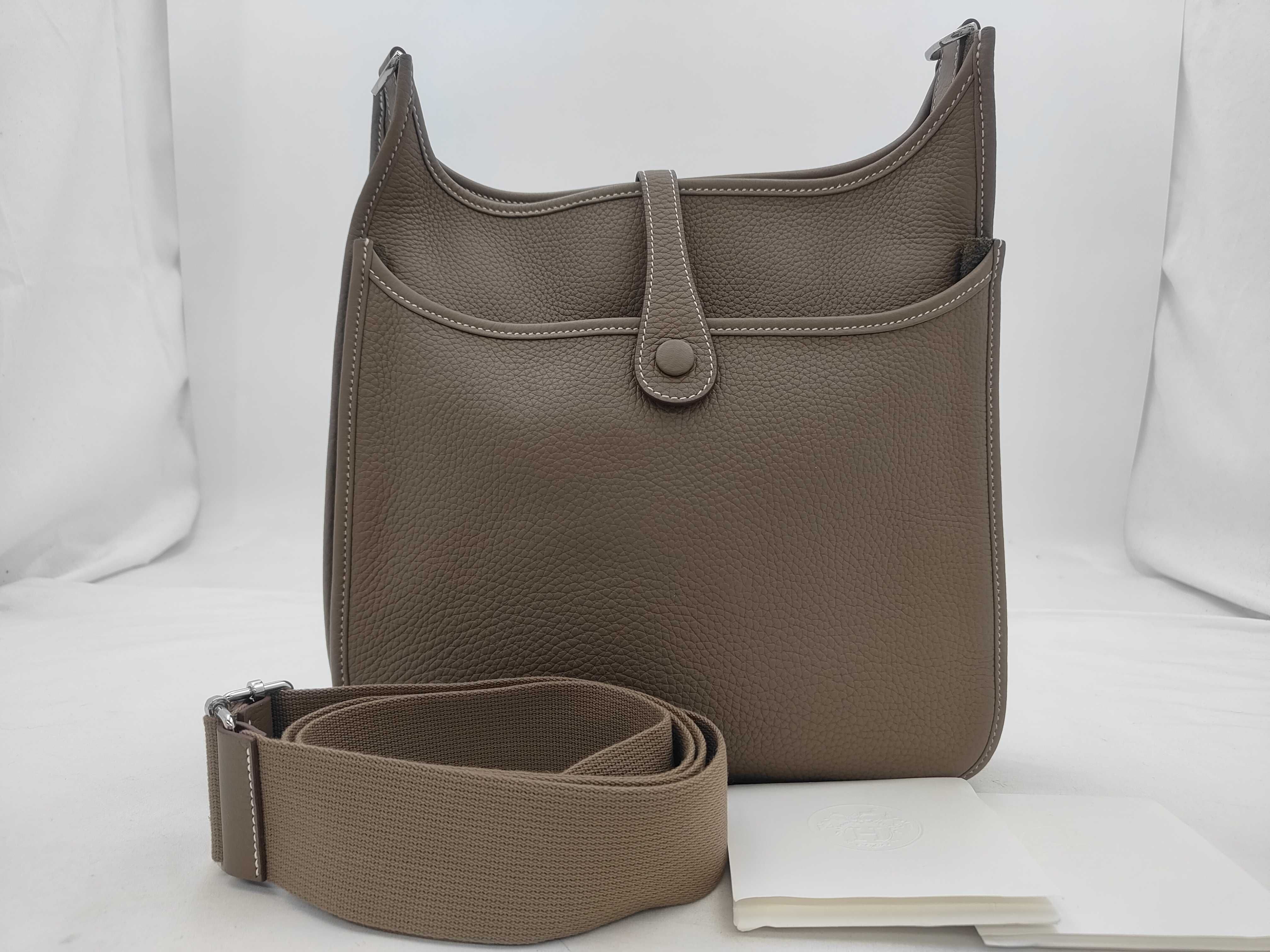 Evelyne RM25070063 Shoulder Bag