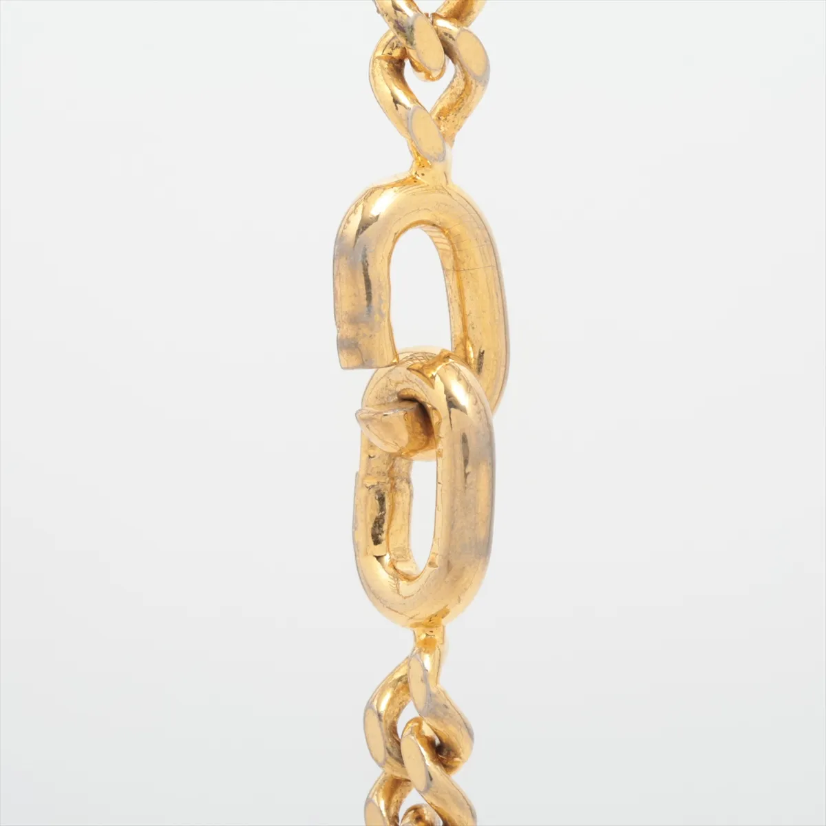 Macadam Necklace, GP Gold. Shows — view 4