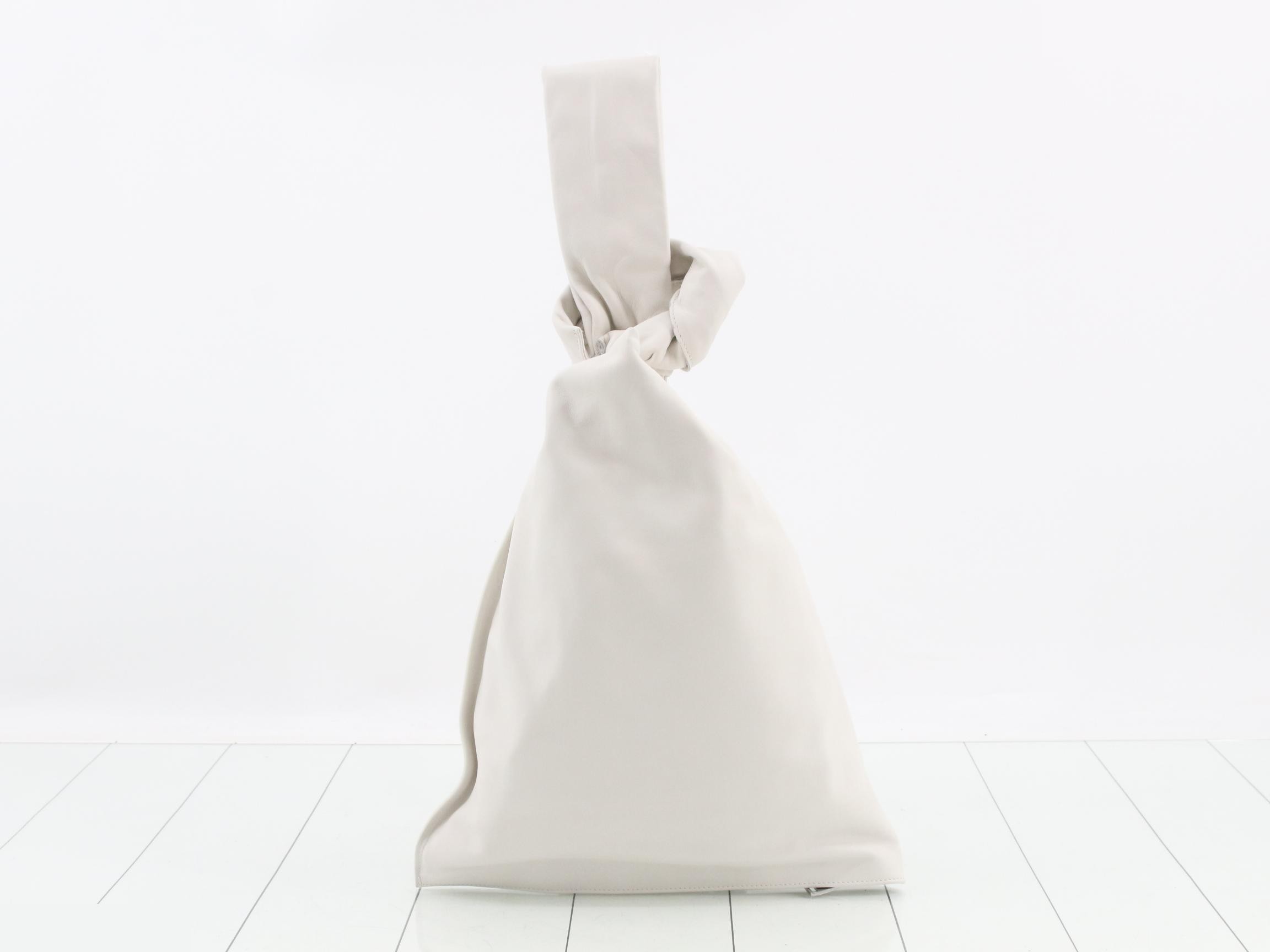 handbag — view 2
