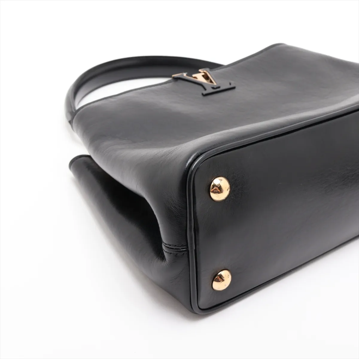 LV logo x leather Capucines MM - Black (RFID detected) — view 4