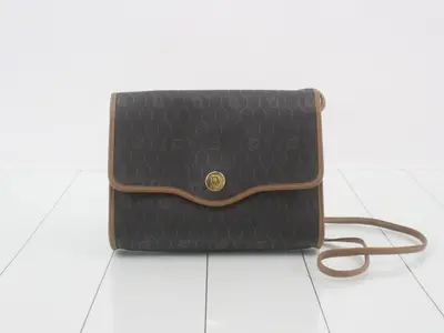 Other lines: Bags and shoulder bags