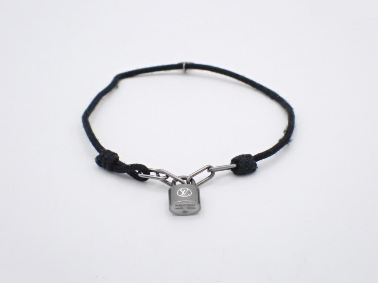 Titanium bracelet, total length approximately 24 cm