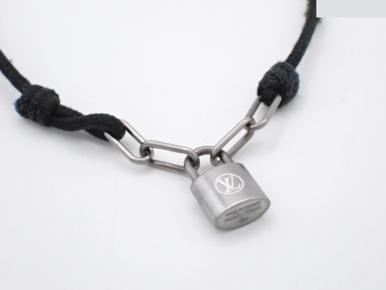 Titanium bracelet, total length approximately 24 cm — view 3
