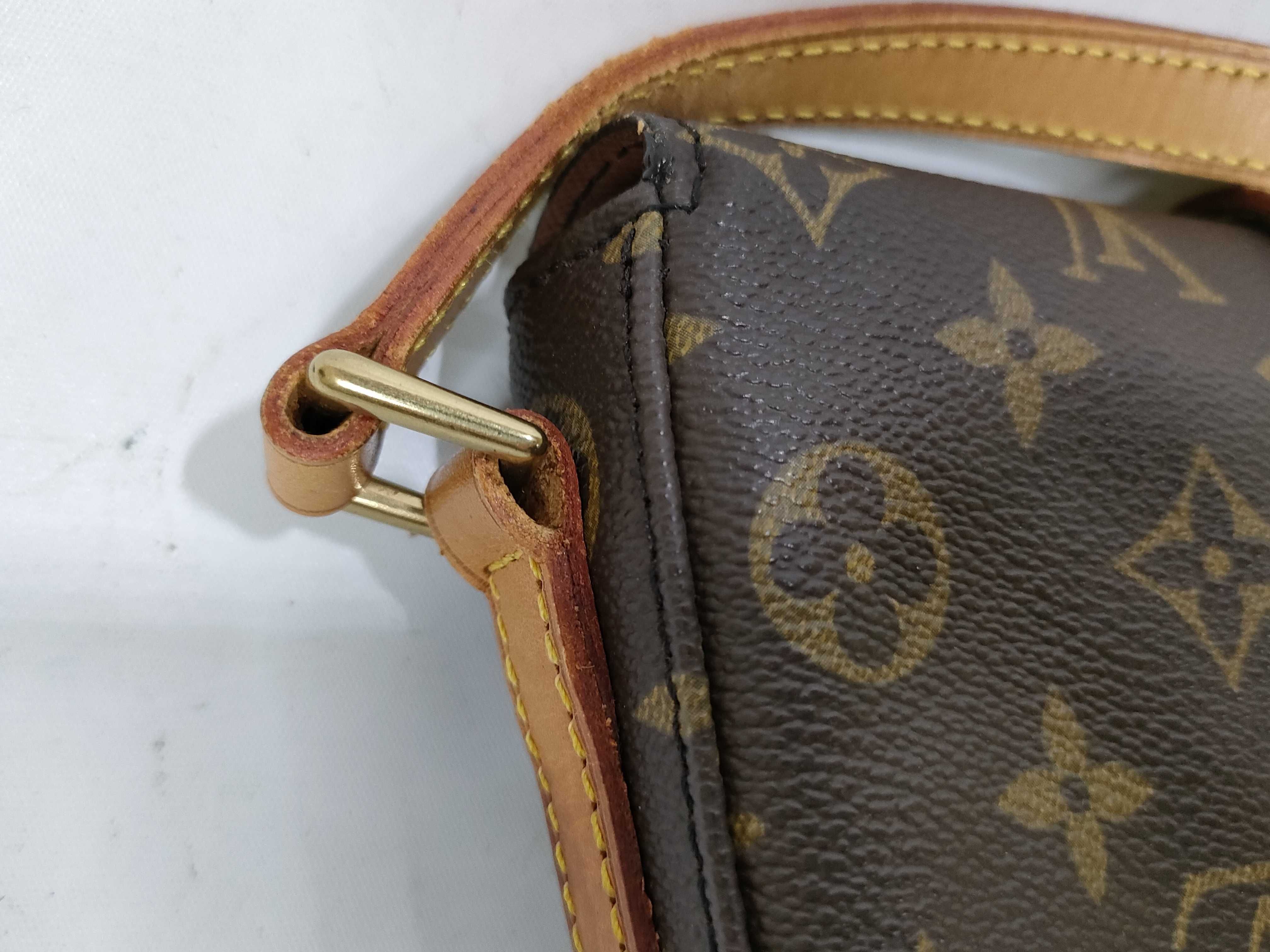 Monogram M40646 Chantilly PM Shoulder Bag — view 5