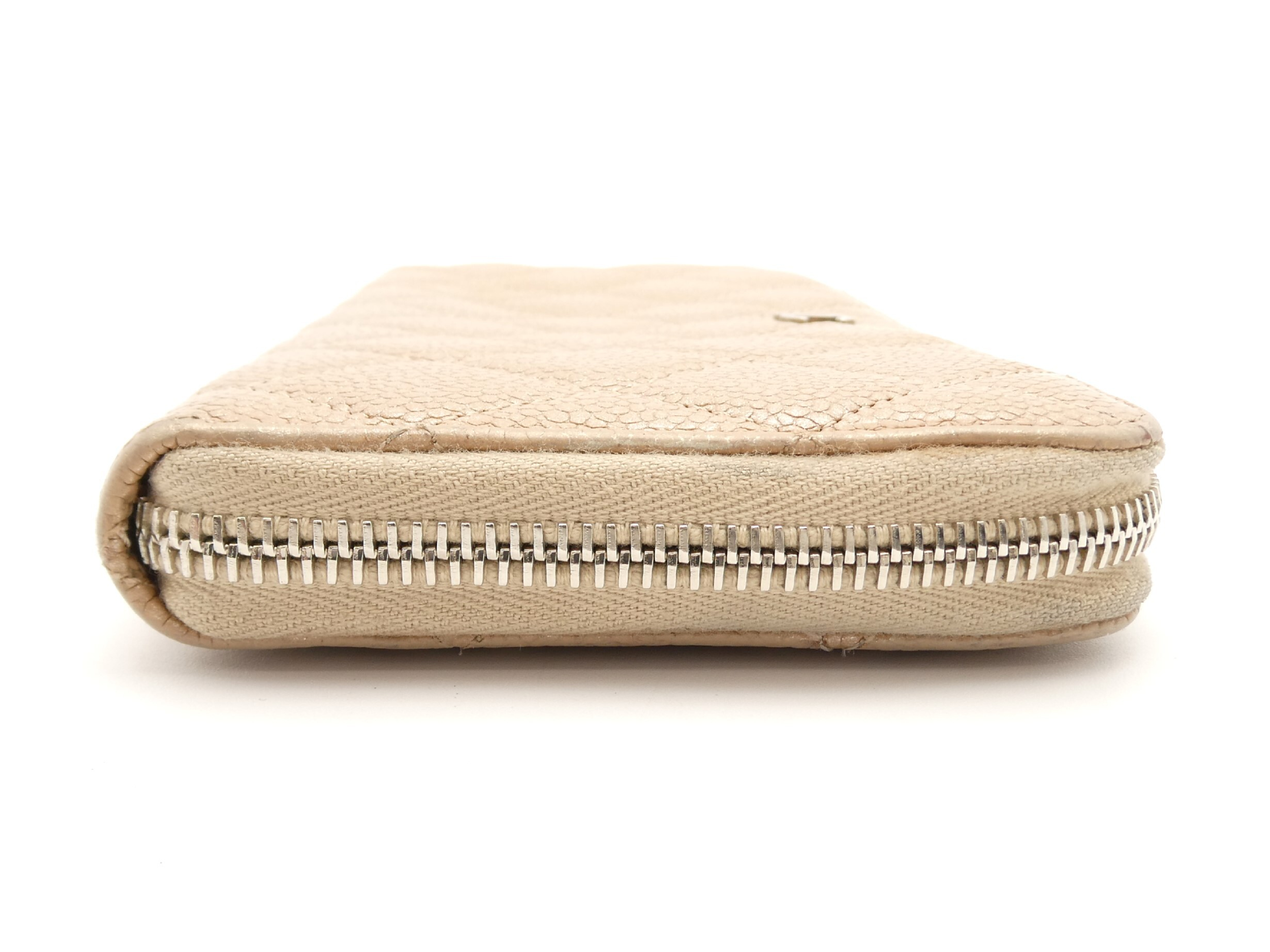 Matelassé Coco Mark Caviar Skin Round Zip Wallet — view 4