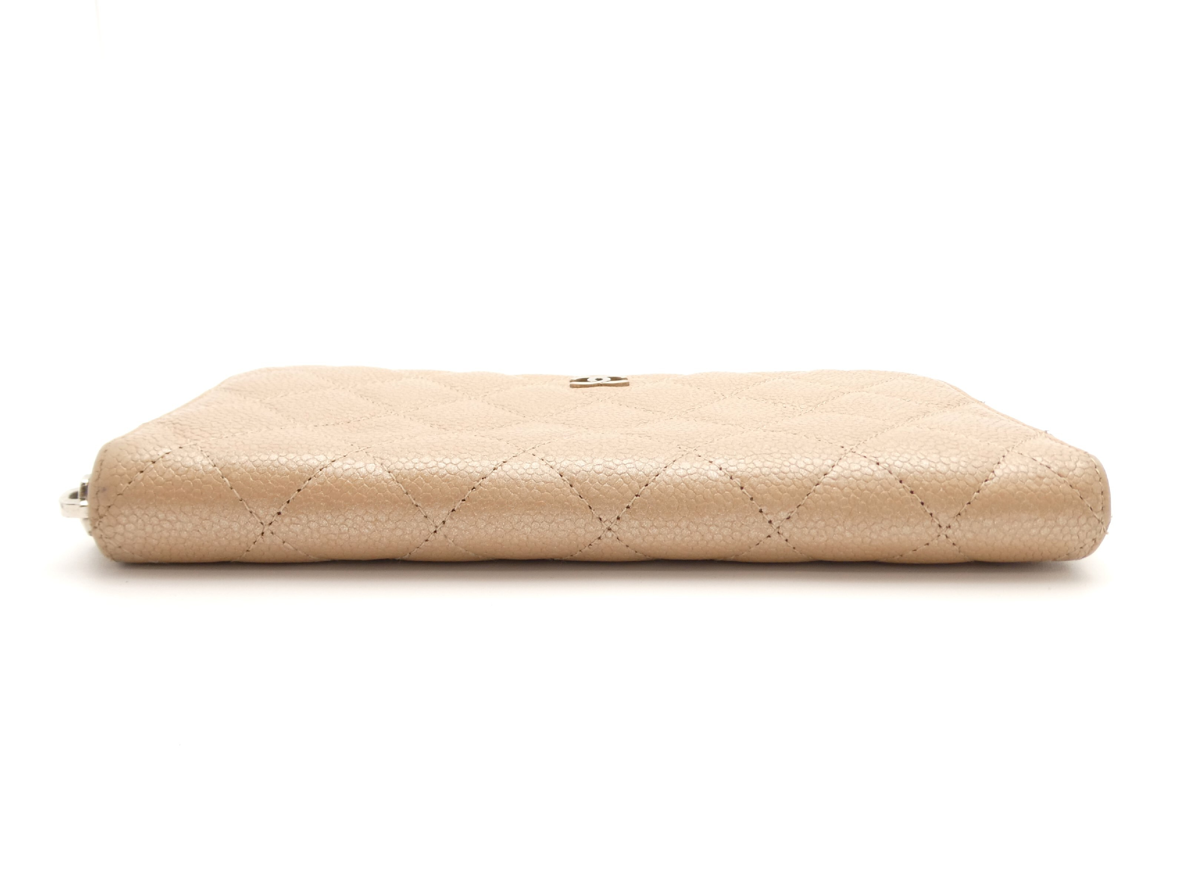Matelassé Coco Mark Caviar Skin Round Zip Wallet — view 5