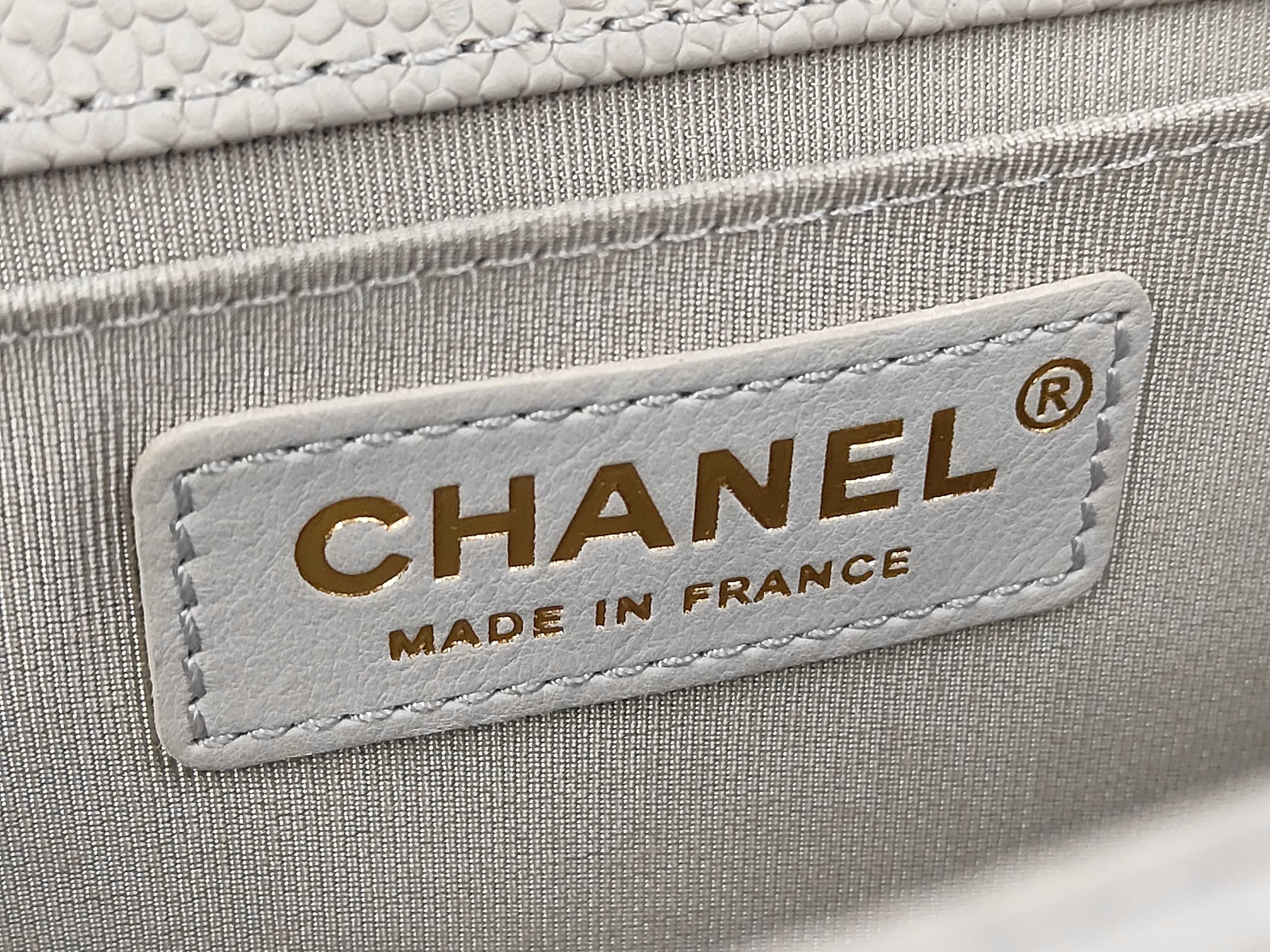 Boy Chanel Caviar Skin Chain Shoulder Bag, Gray, Serial Number 29 (Shoulder Bag) — view 11