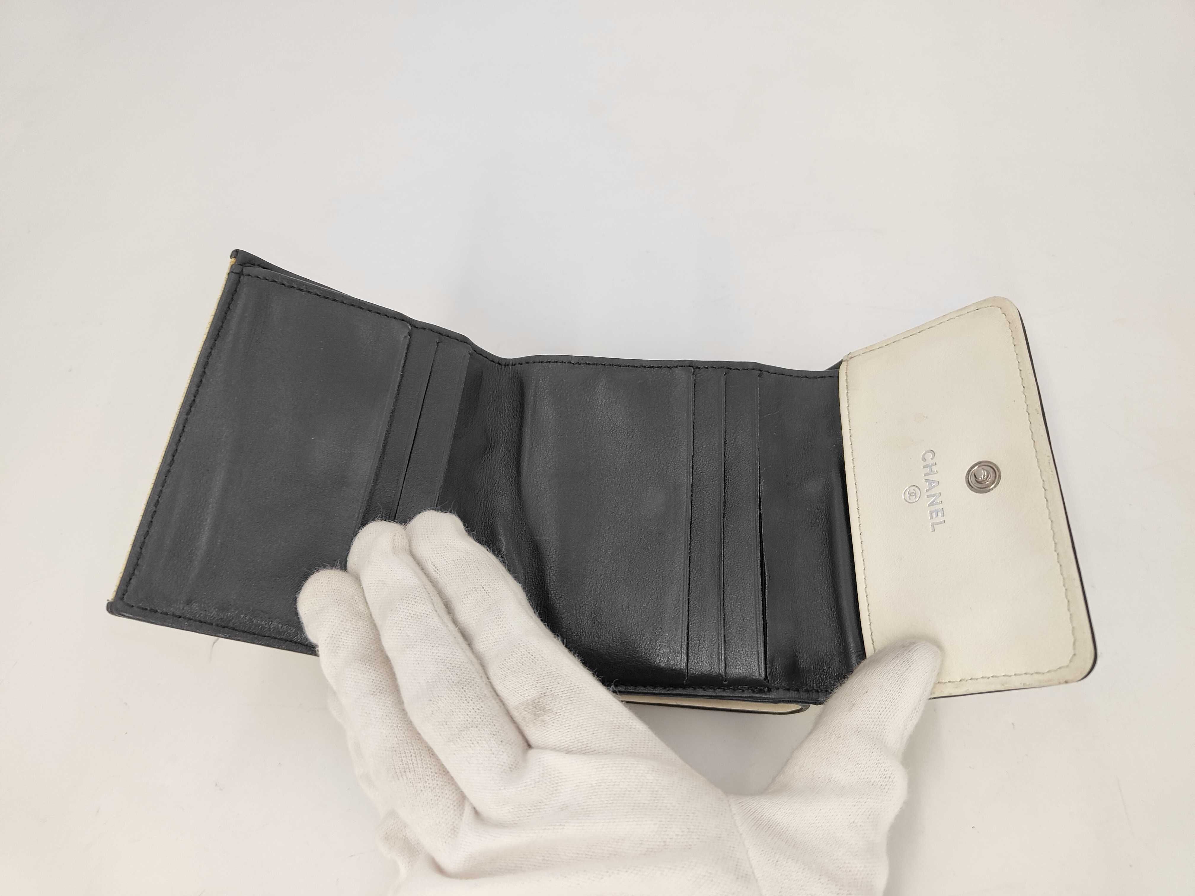 Bicolore Tri-fold Wallet, Leather, Silver Hardware, Off-white x Black, 11525139 — view 9