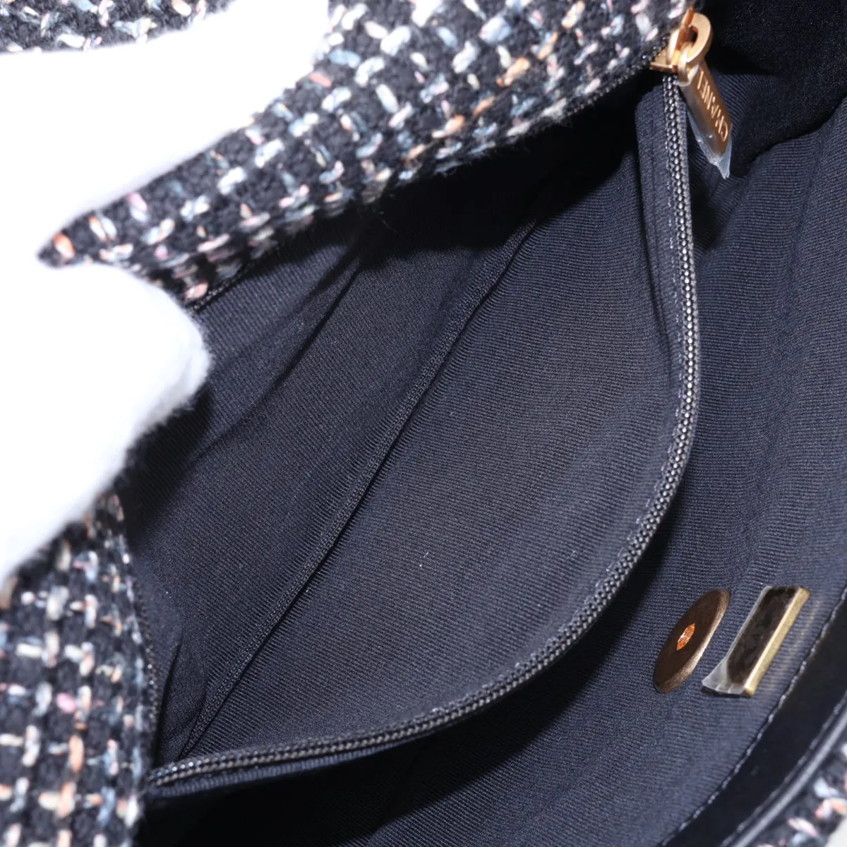 19 Tweed x Leather Chain Shoulder Bag Navy Gold Hardware GXLT558C Random Plate AS1160 — view 7