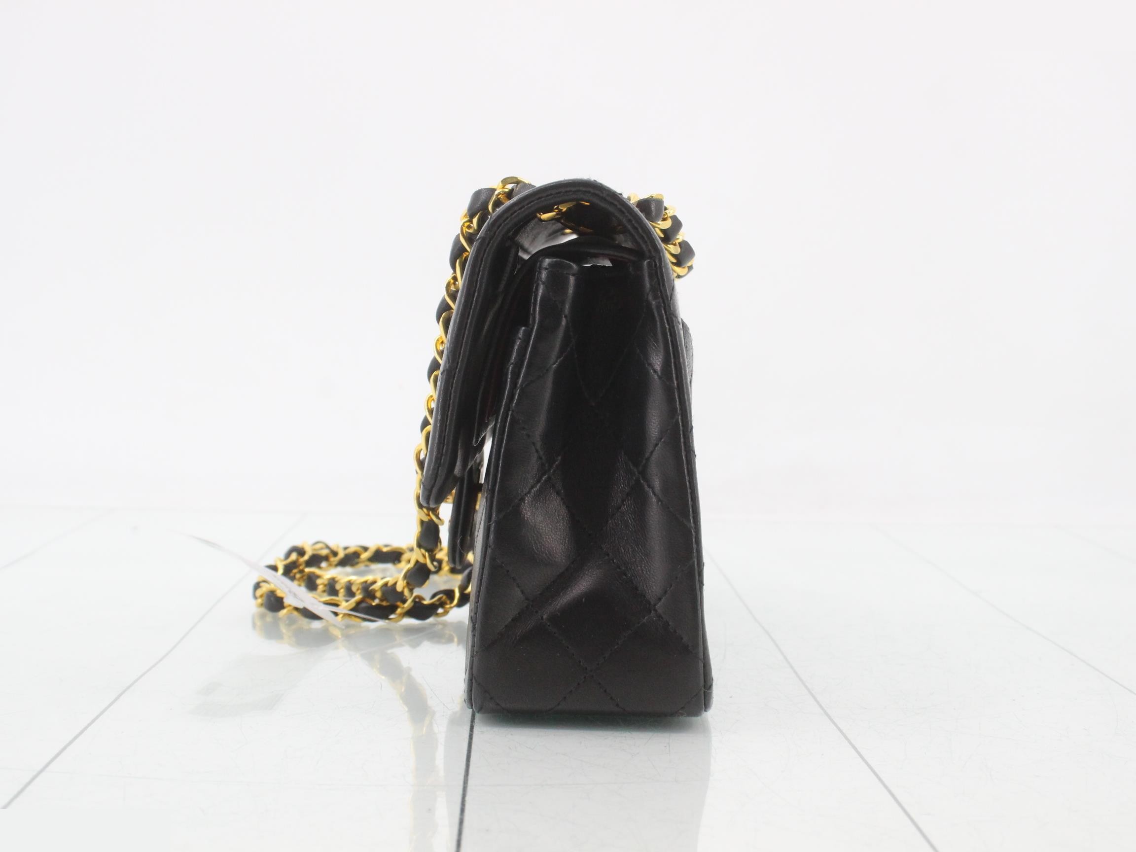 Lambskin Matelassé 23 Double Flap Double Chain Gold Hardware — view 3