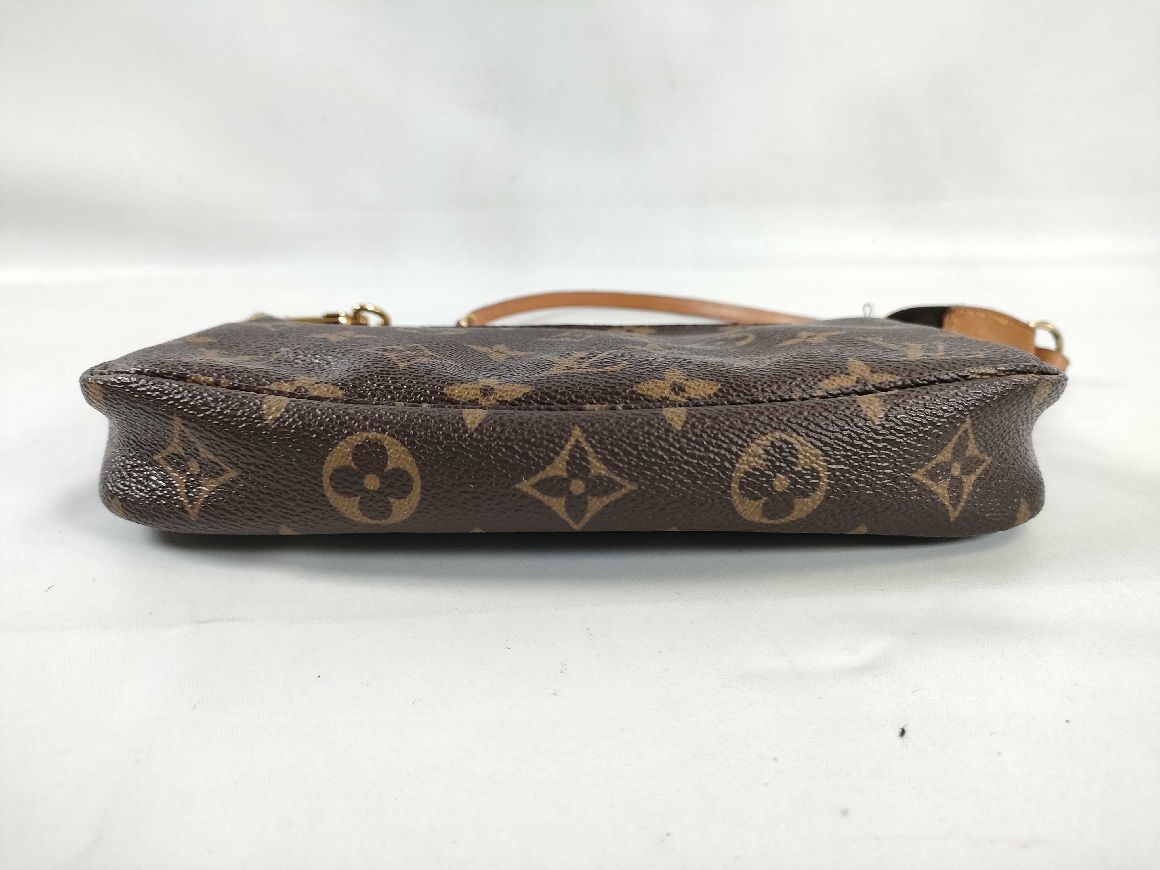 Monogram Pochette Accessoires M51980 Handbag — view 7