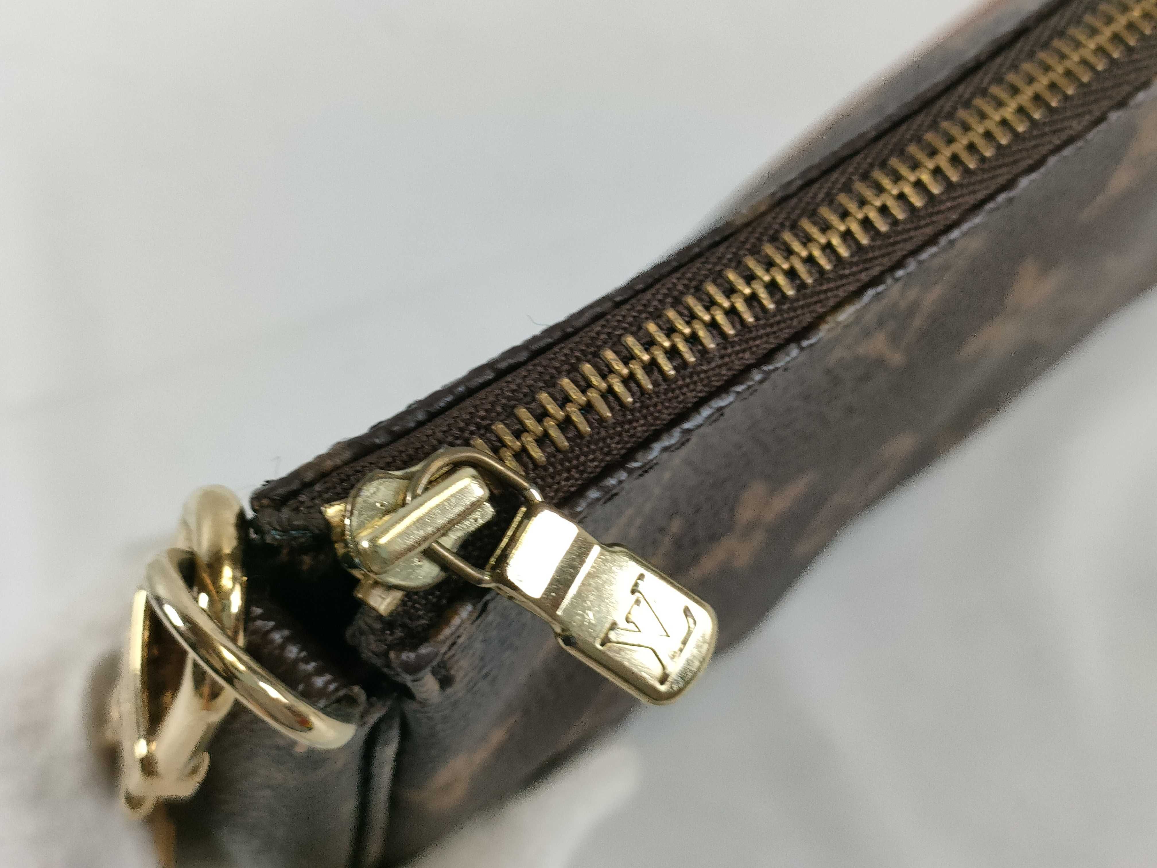 Monogram Pochette Accessoires M51980 Handbag — view 9