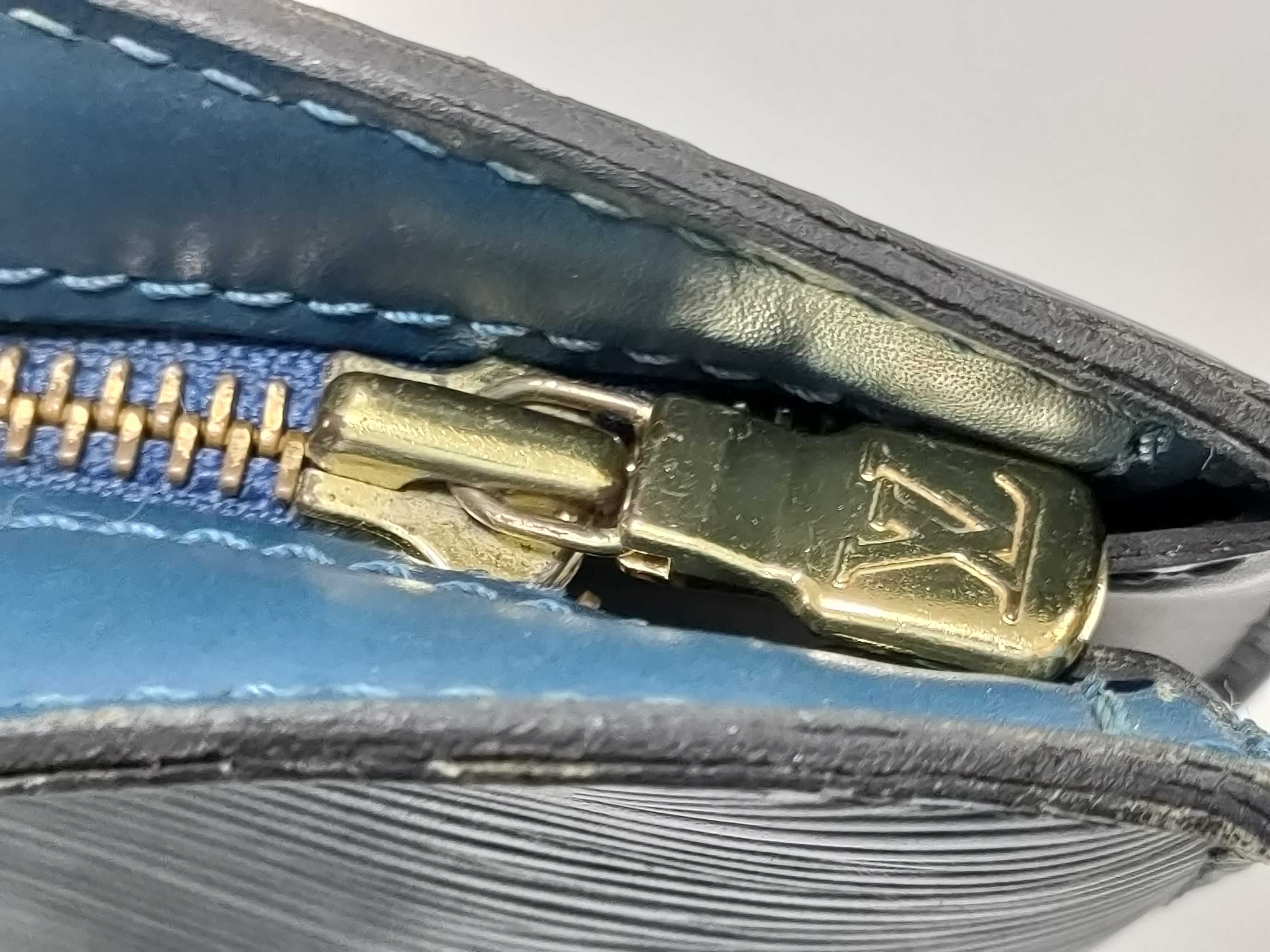 Epi Louis Vuitton Saint Jacques Blue Handbag — view 11