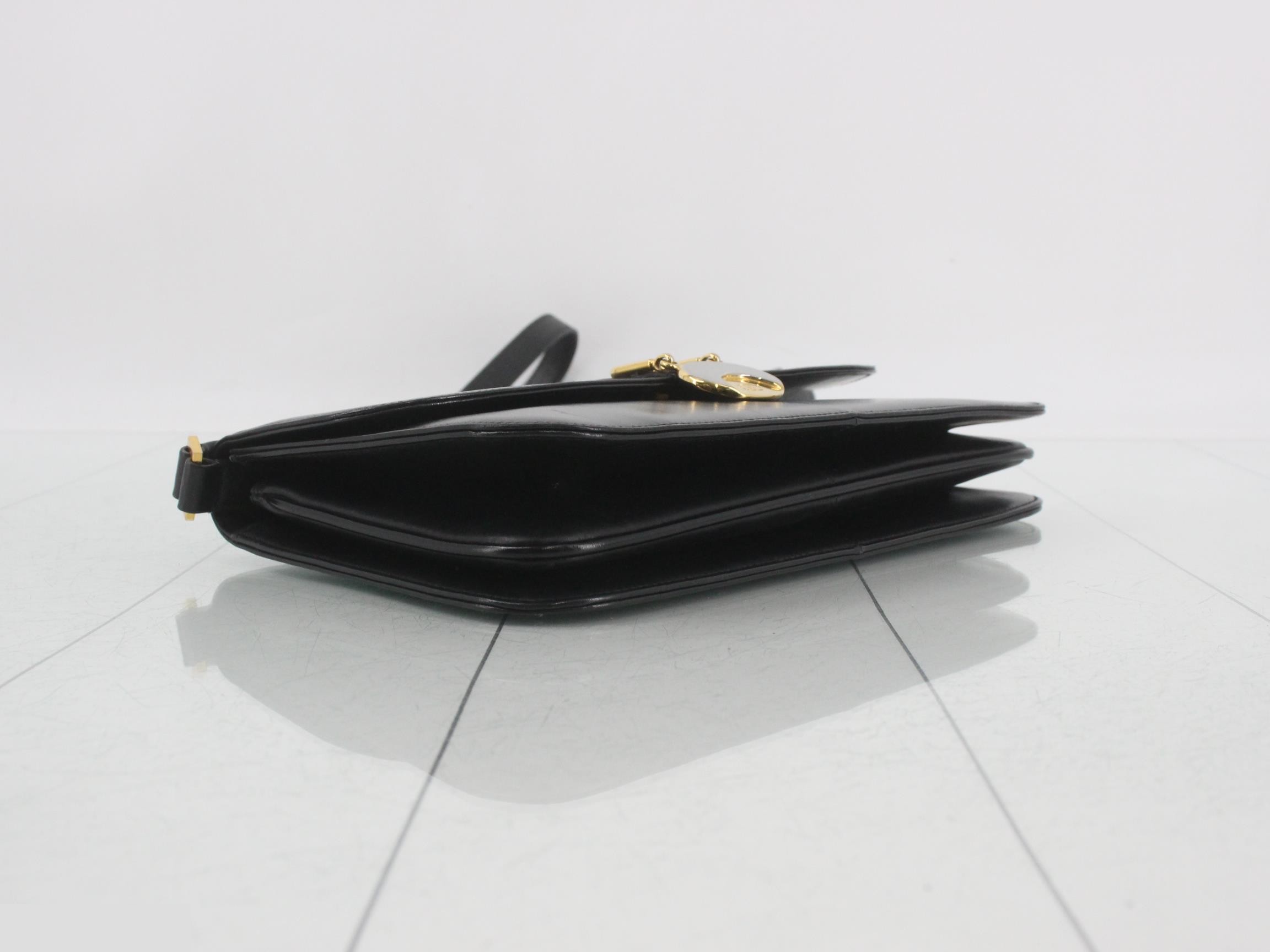 Vintage Leather Shoulder Bag — view 5