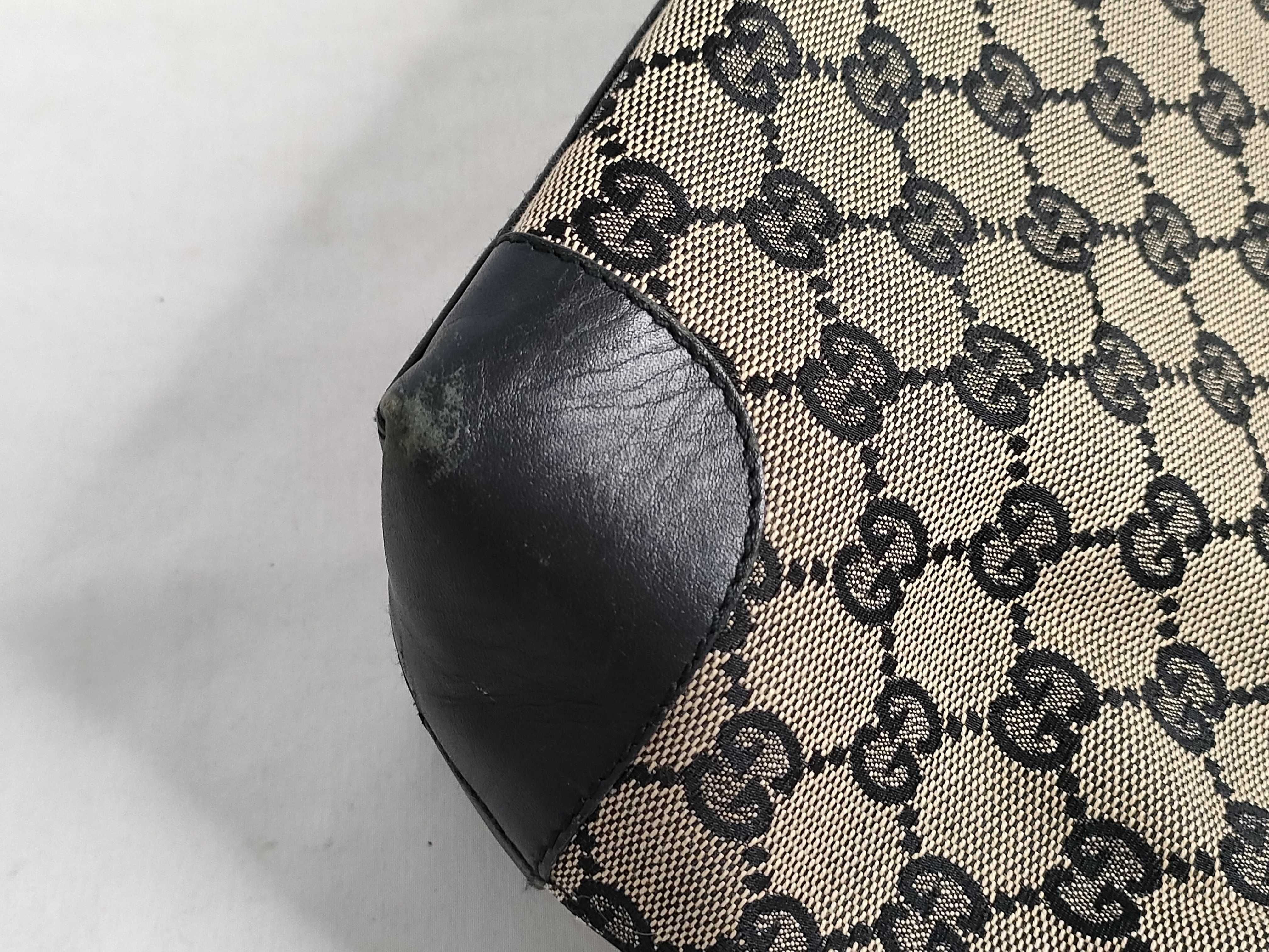 GG Canvas 002・1119 GG Canvas Handbag — view 15