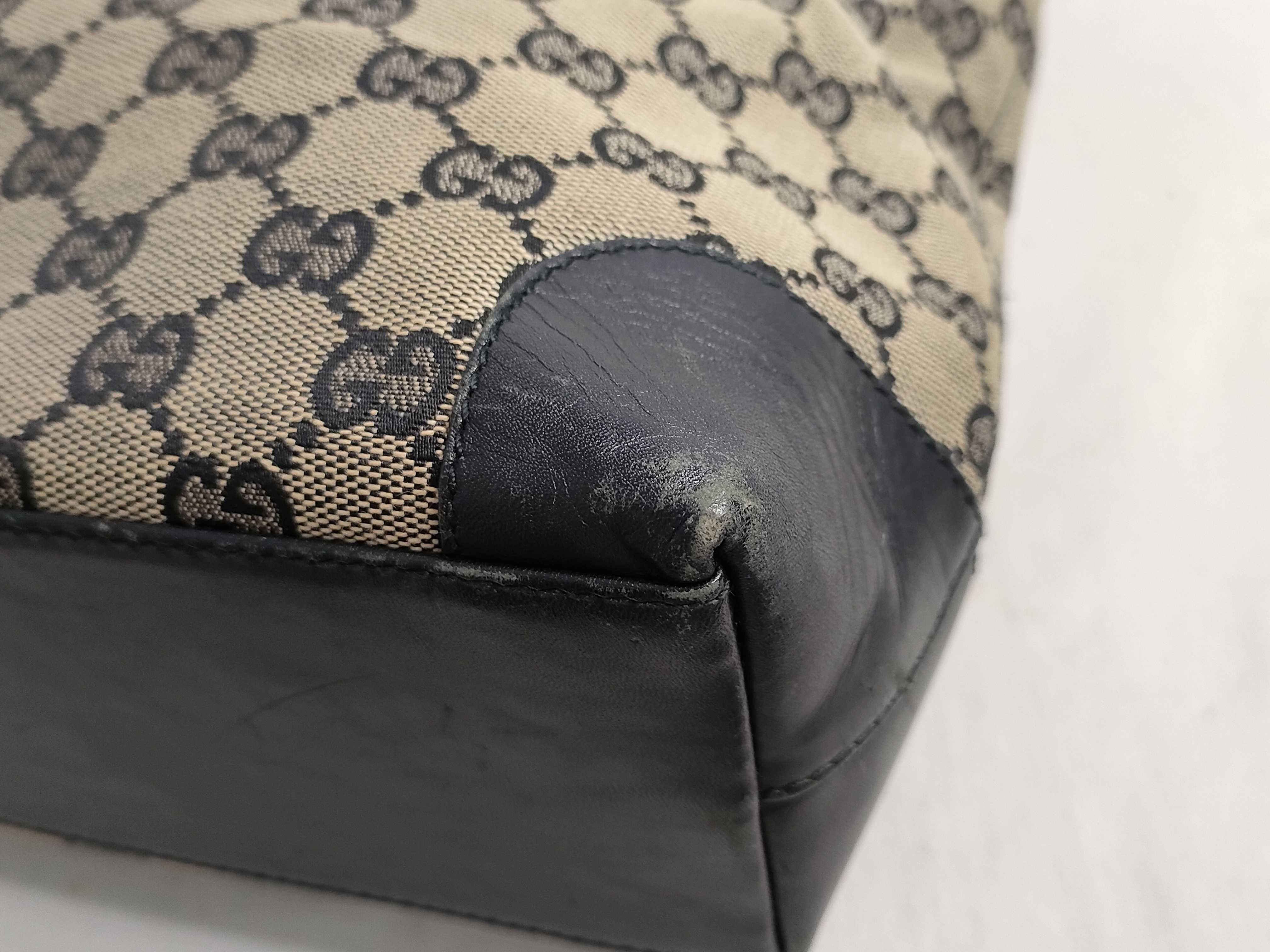 GG Canvas 002・1119 GG Canvas Handbag — view 6