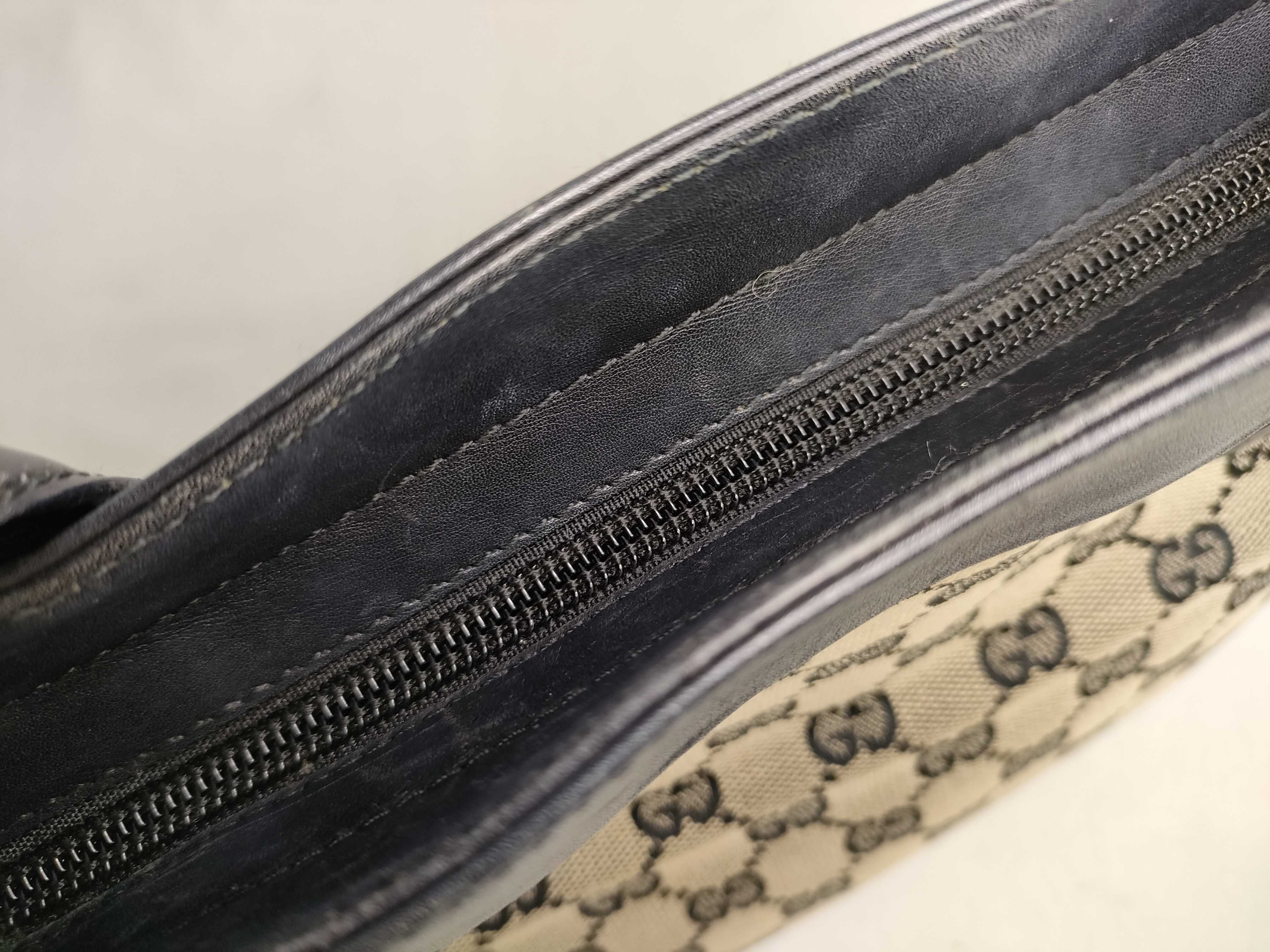 GG Canvas 002・1119 GG Canvas Handbag — view 8