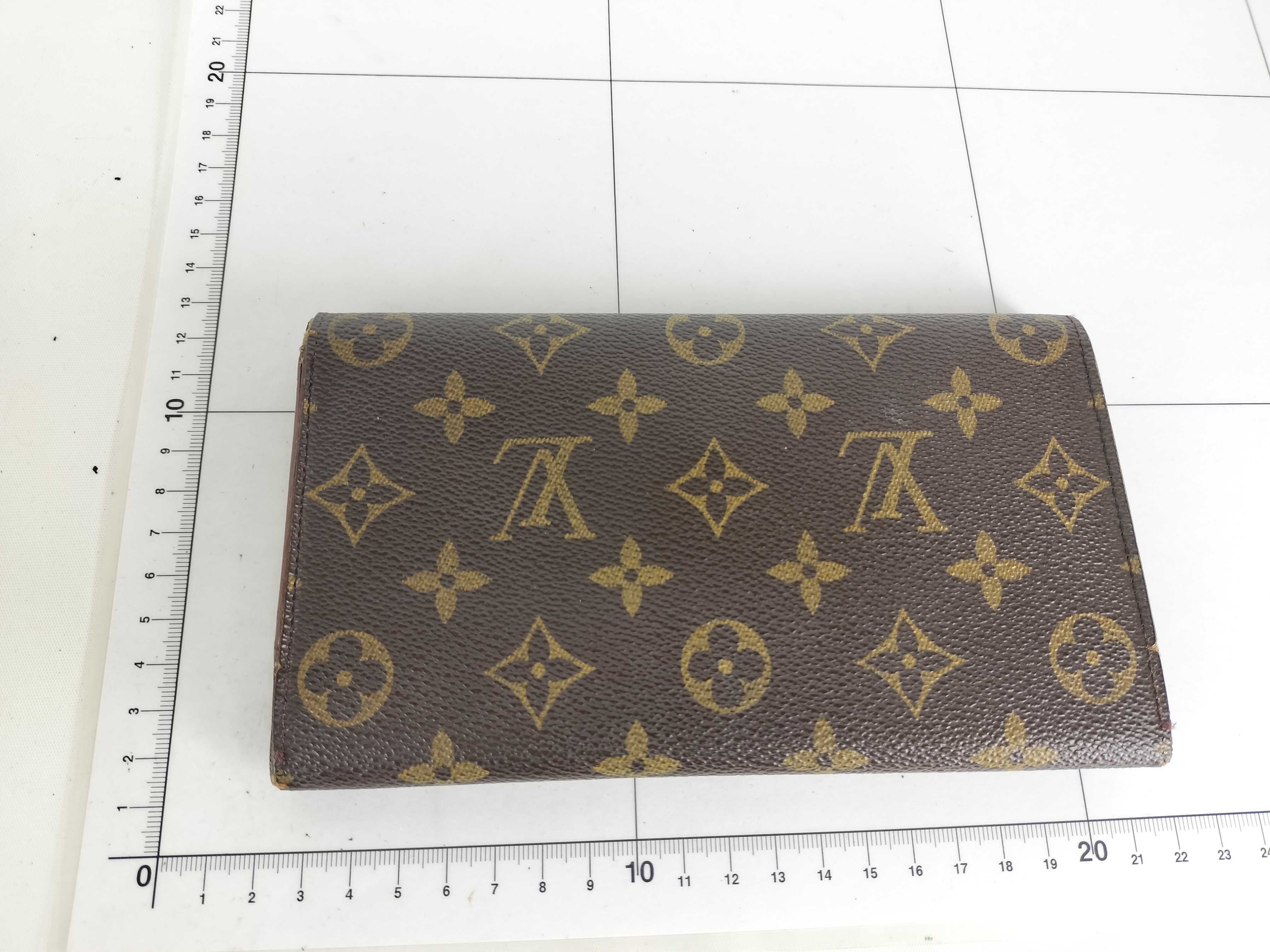 Monogram M61217 Portefeuille International Wallet — view 12