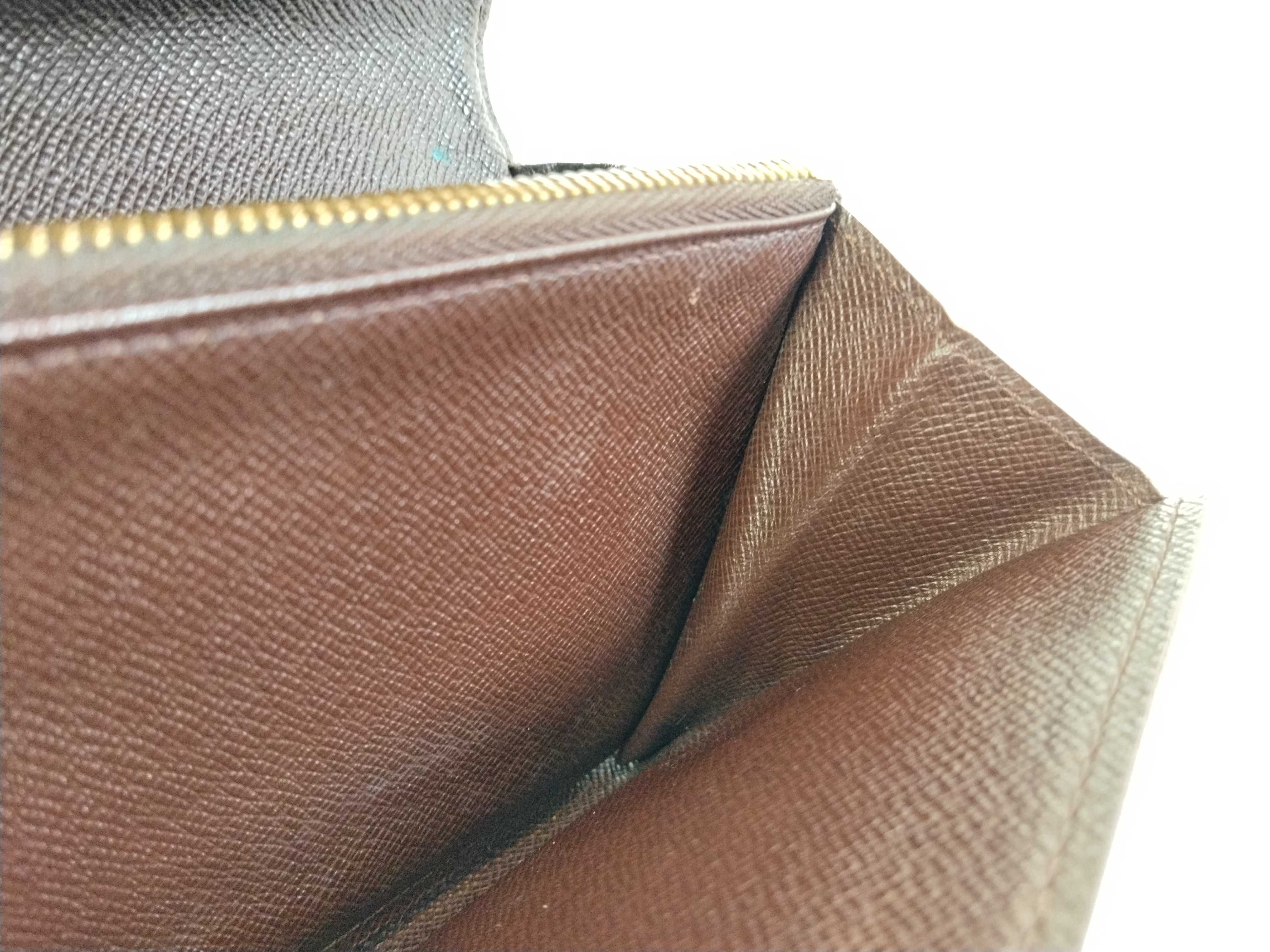 Damier Louis Vuitton Wallet Title: Surprise Wallet — view 11