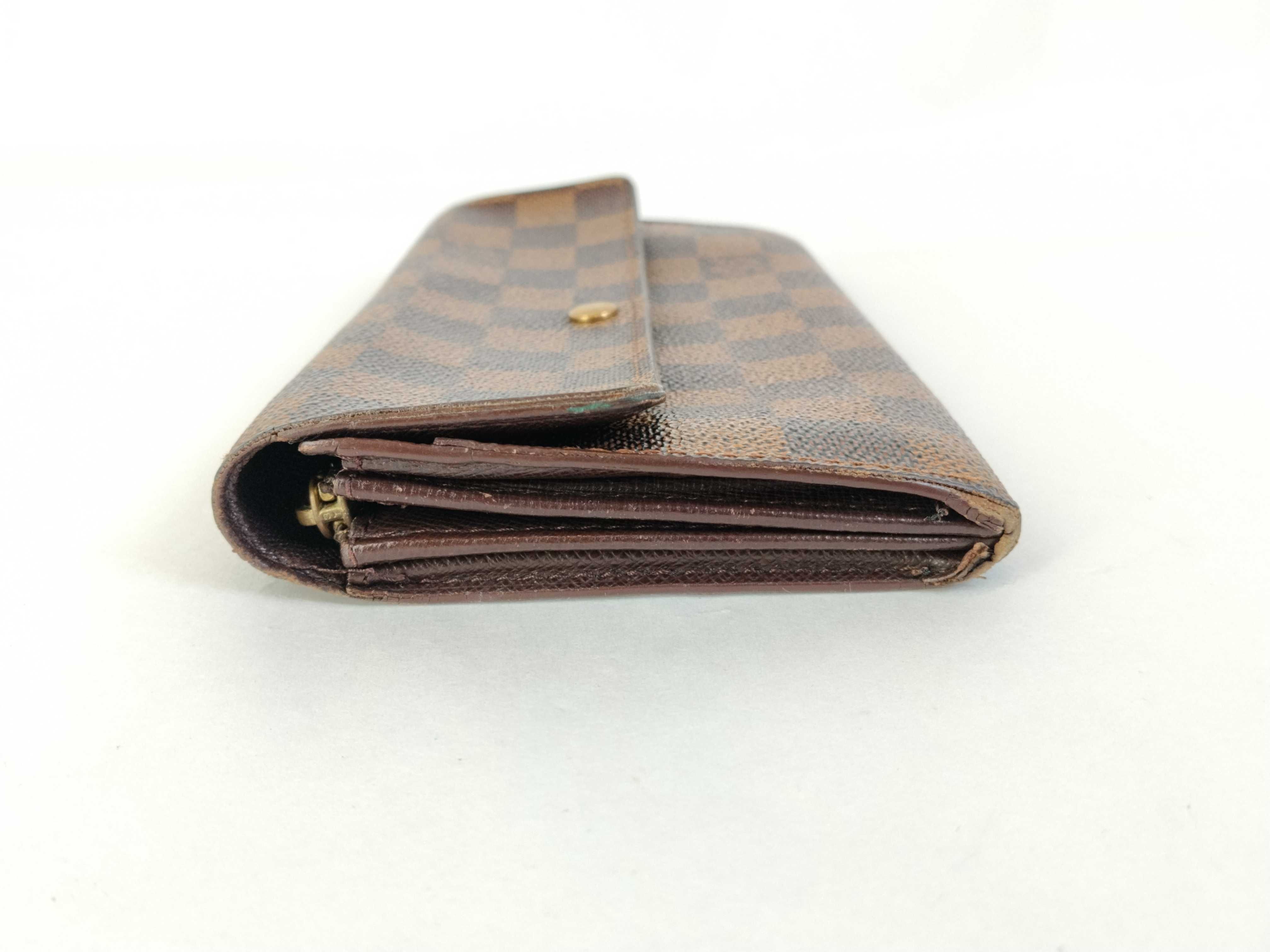 Damier Louis Vuitton Wallet Title: Surprise Wallet — view 7
