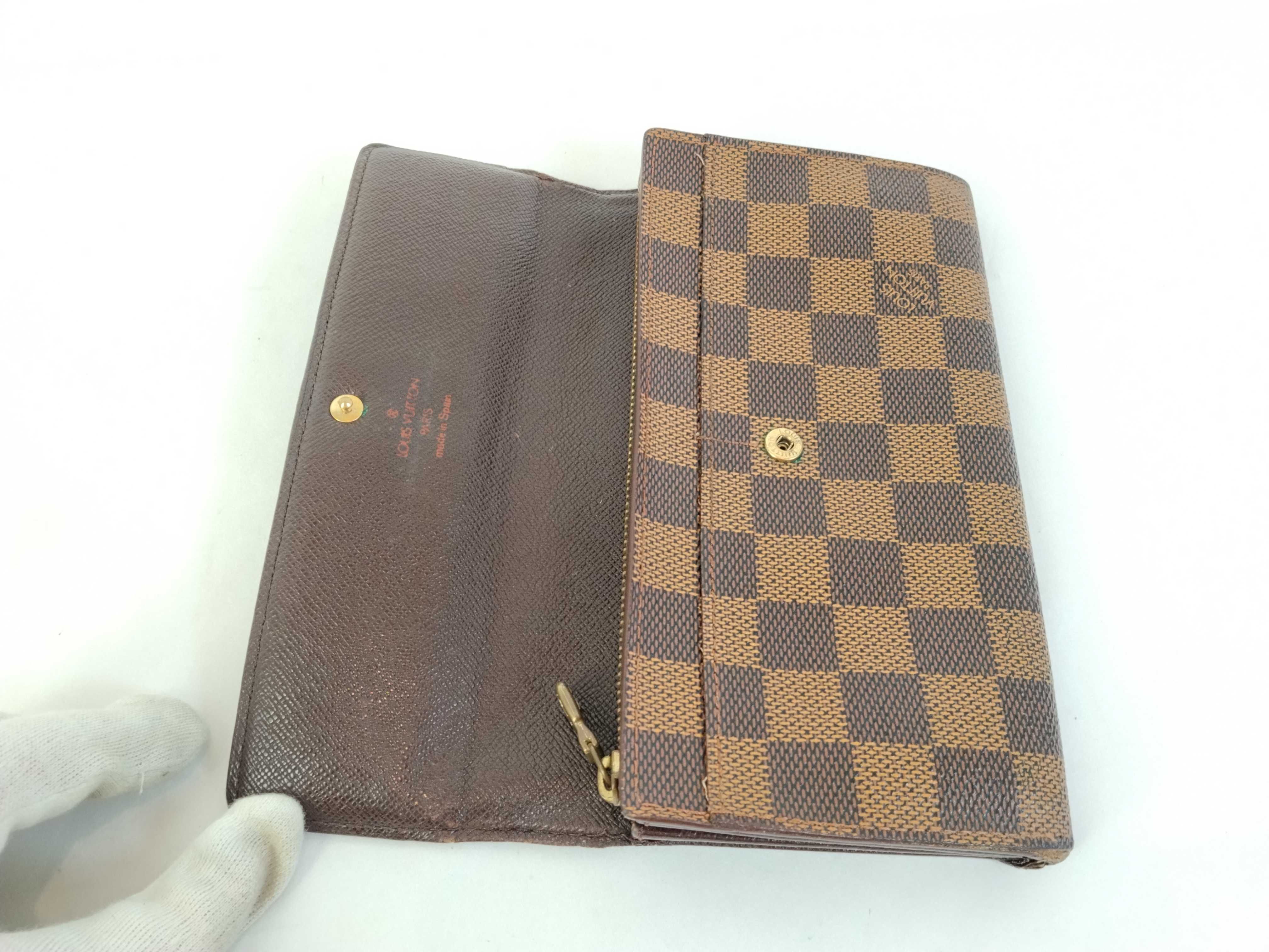 Damier Louis Vuitton Wallet Title: Surprise Wallet — view 8