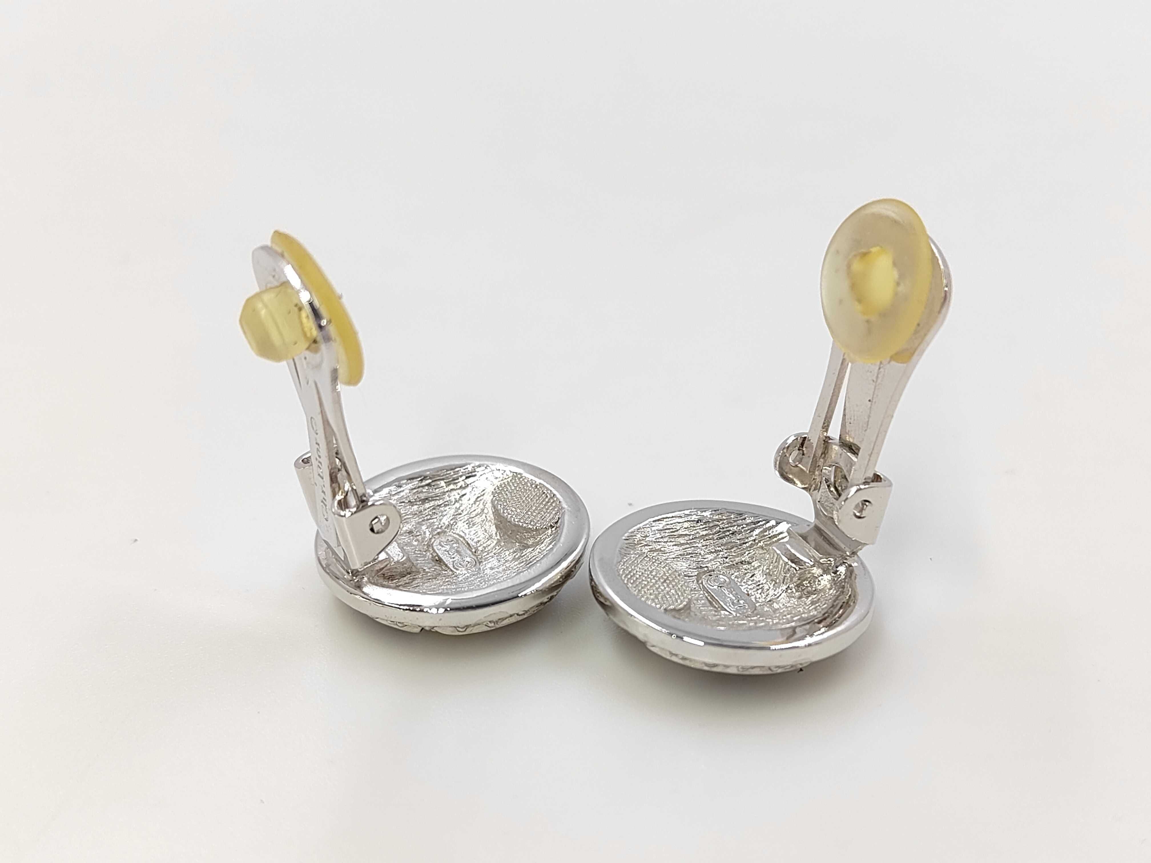 Christian / Earrings — view 4
