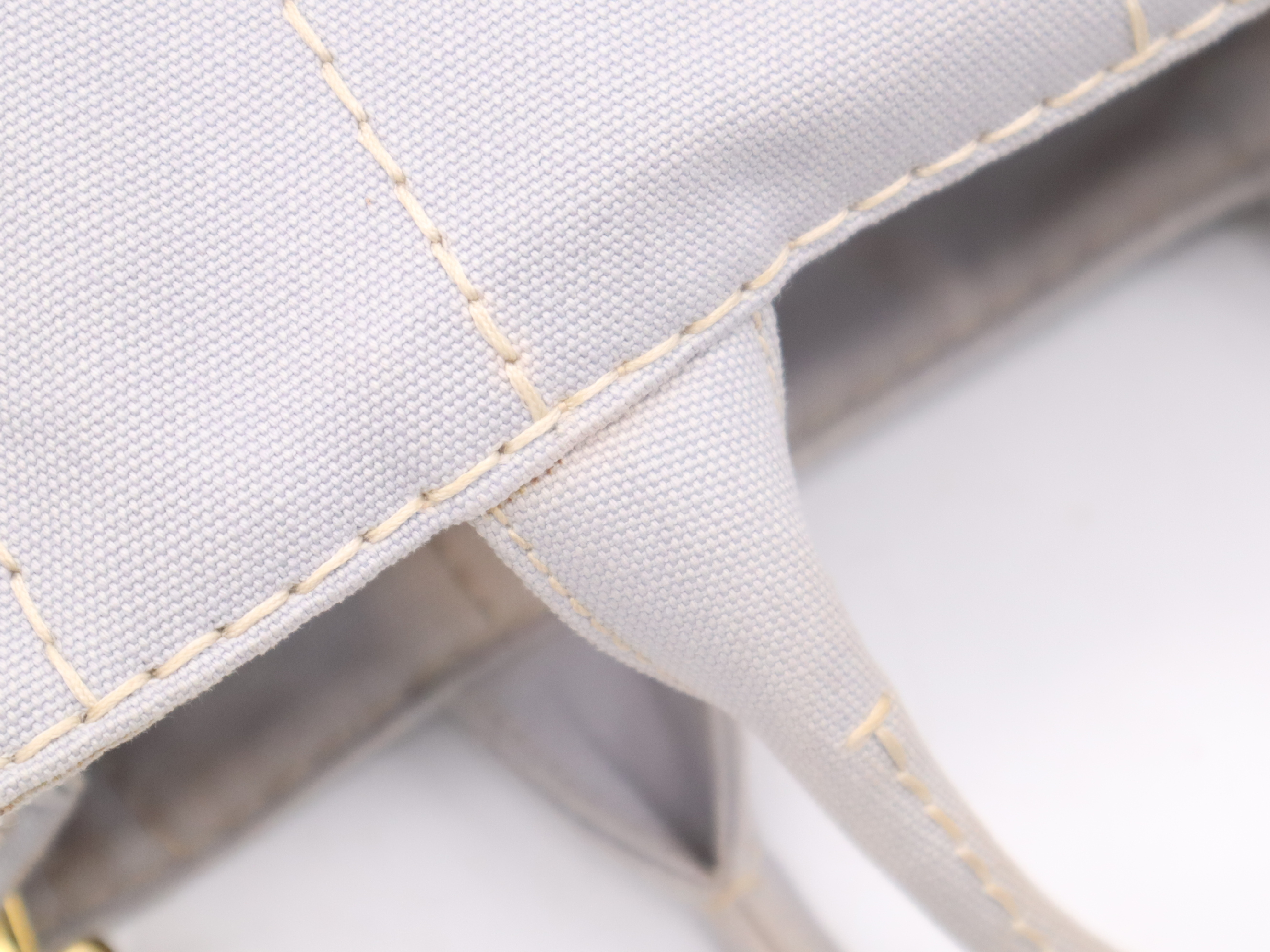 Canvas Canapa Tote Bag, Gray, Gold Hardware, with Shoulder Strap and Card Holder. — view 7