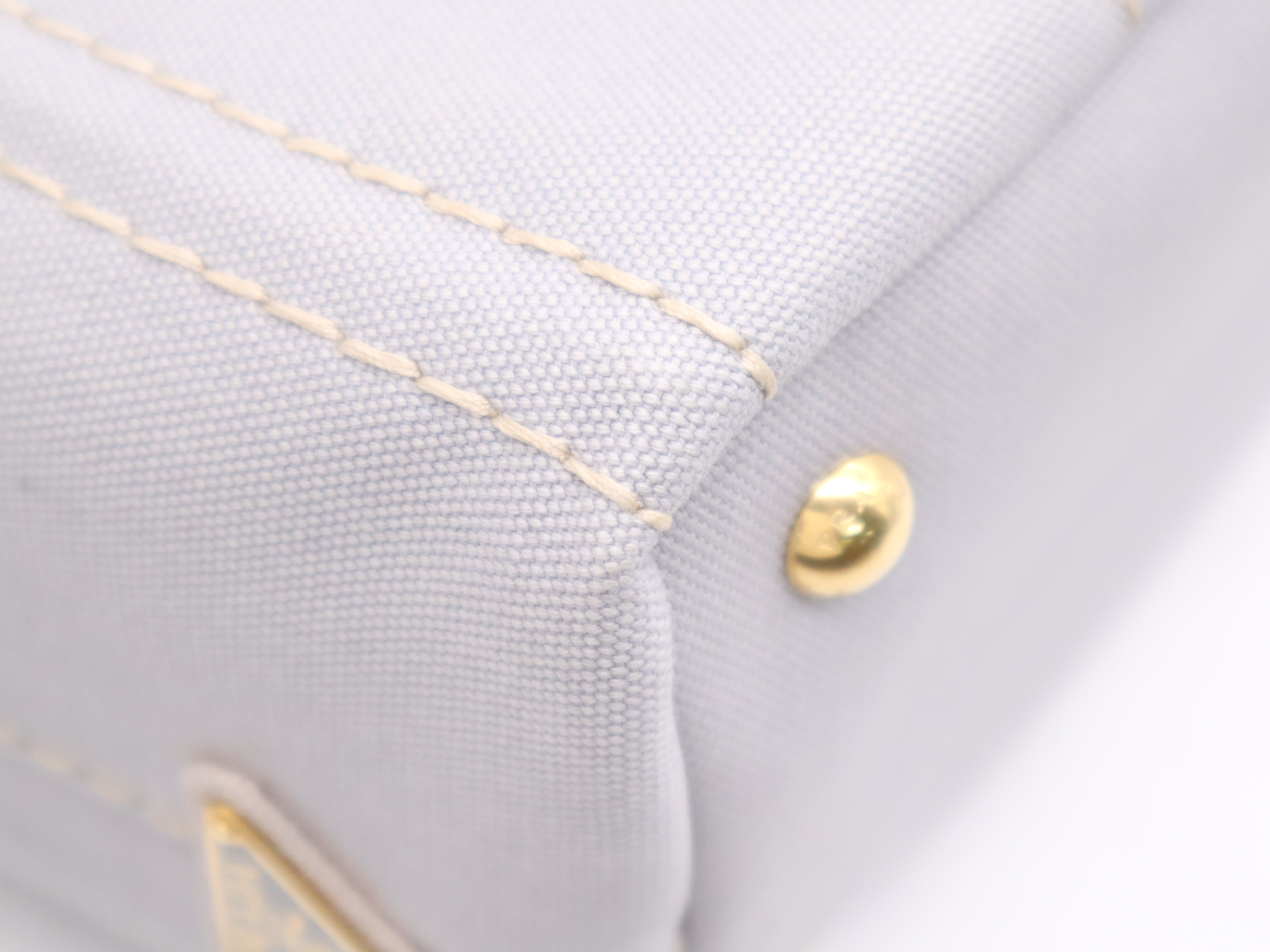 Canvas Canapa Tote Bag, Gray, Gold Hardware, with Shoulder Strap and Card Holder. — view 10