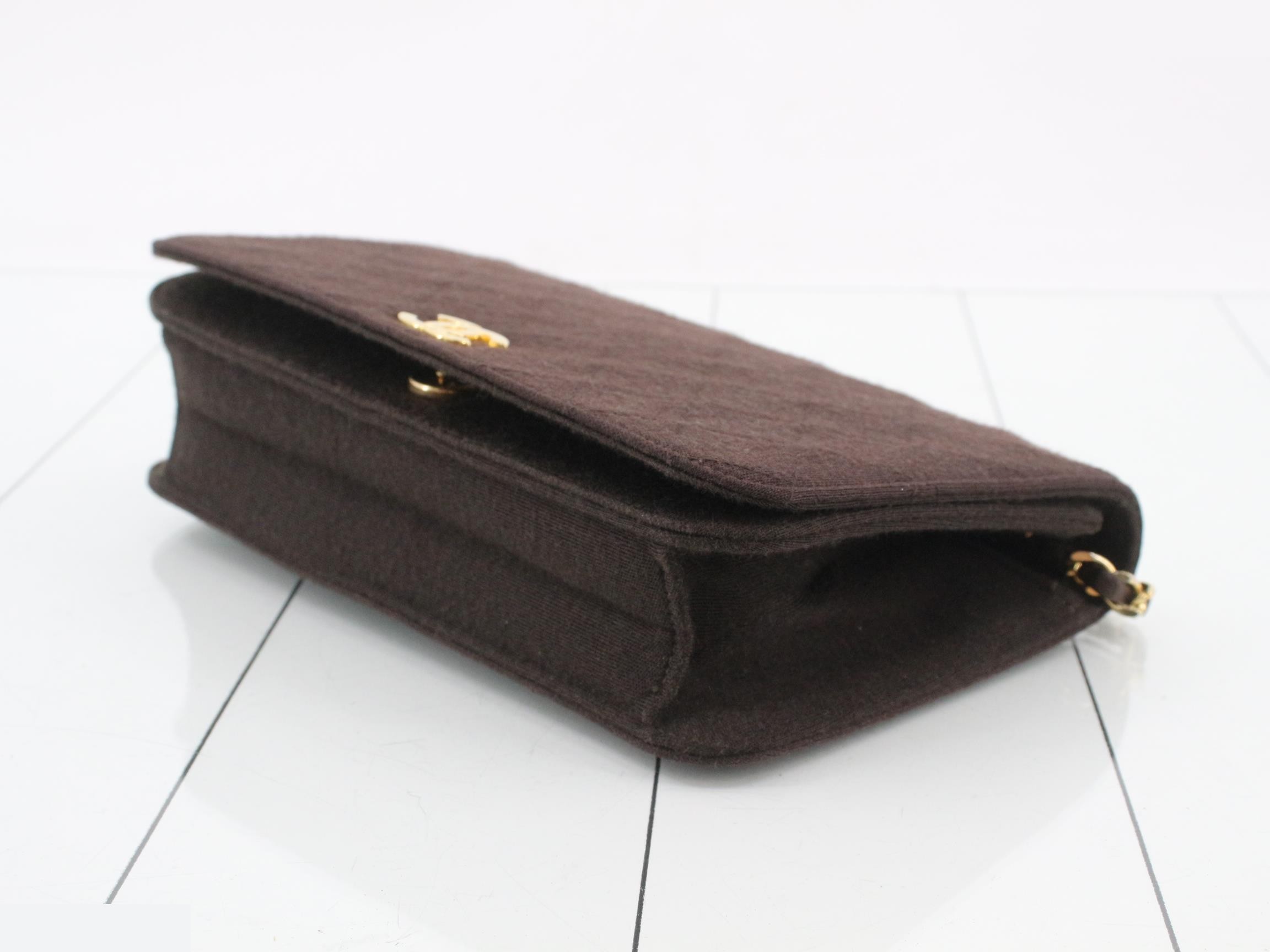 Cotton matelassé bag - lid won't close. — view 6