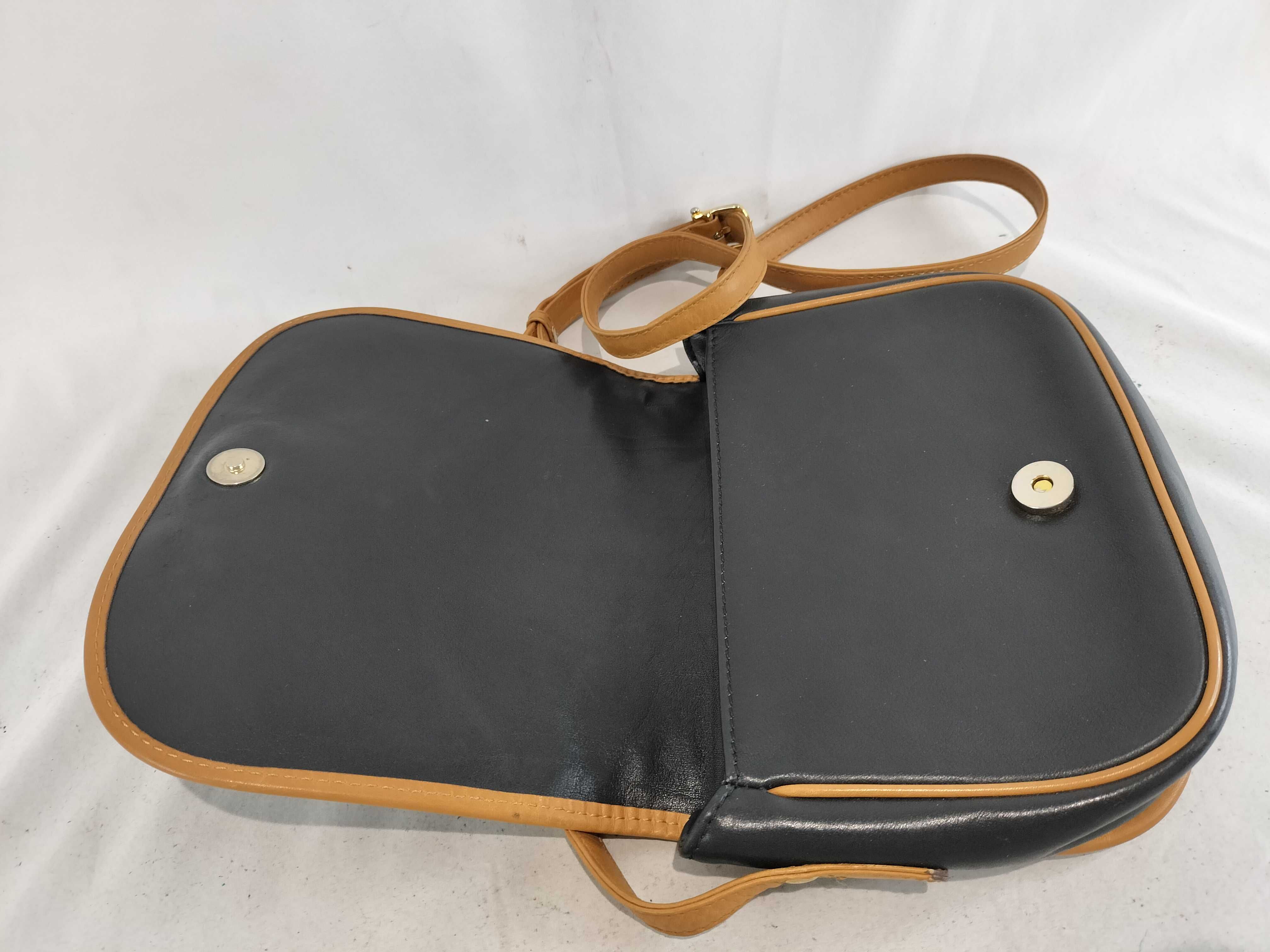 Shoulder Bag Leather Black Shoulder Bag — view 9