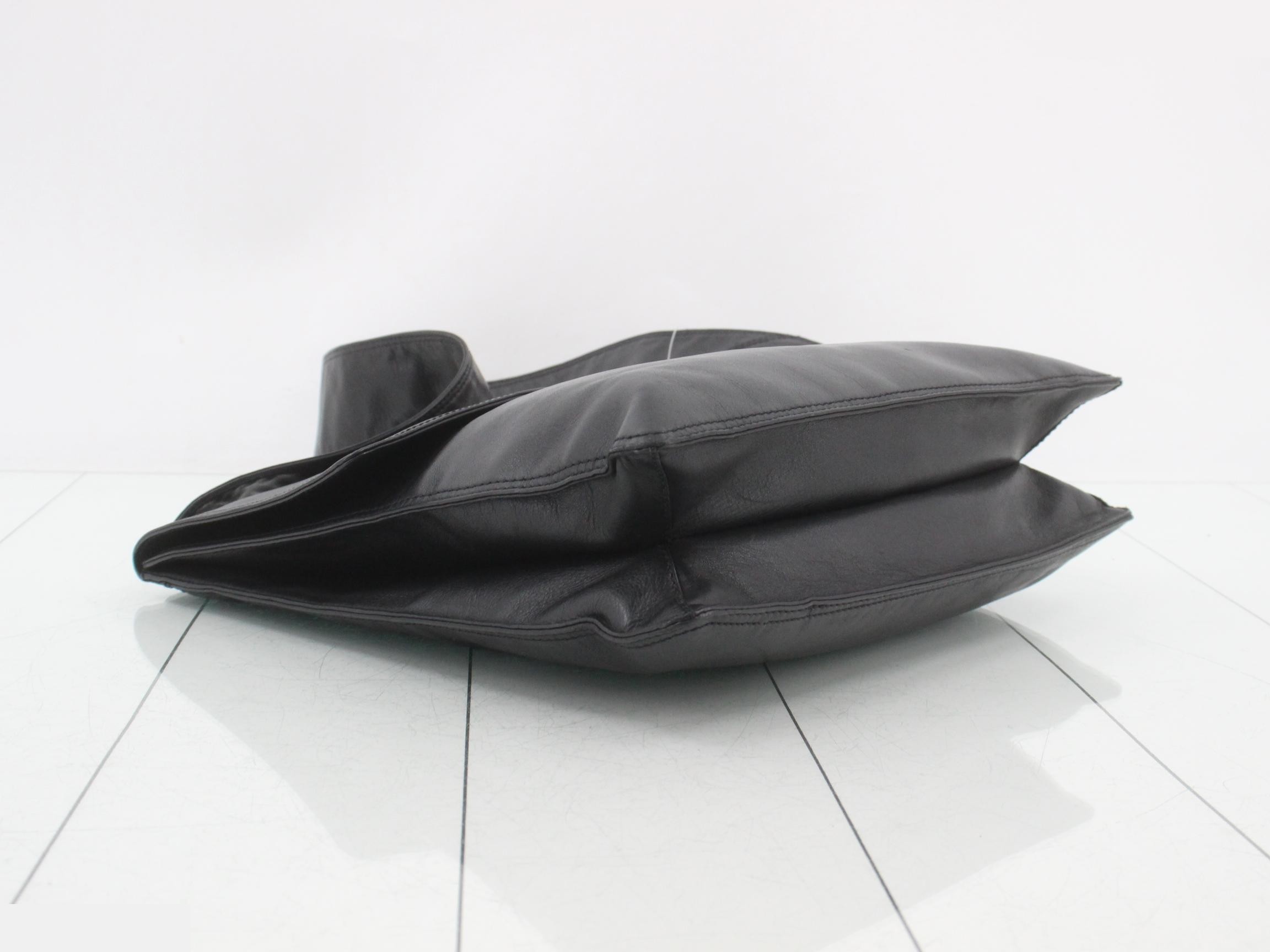 Shoulder bag, black, lambskin — view 5